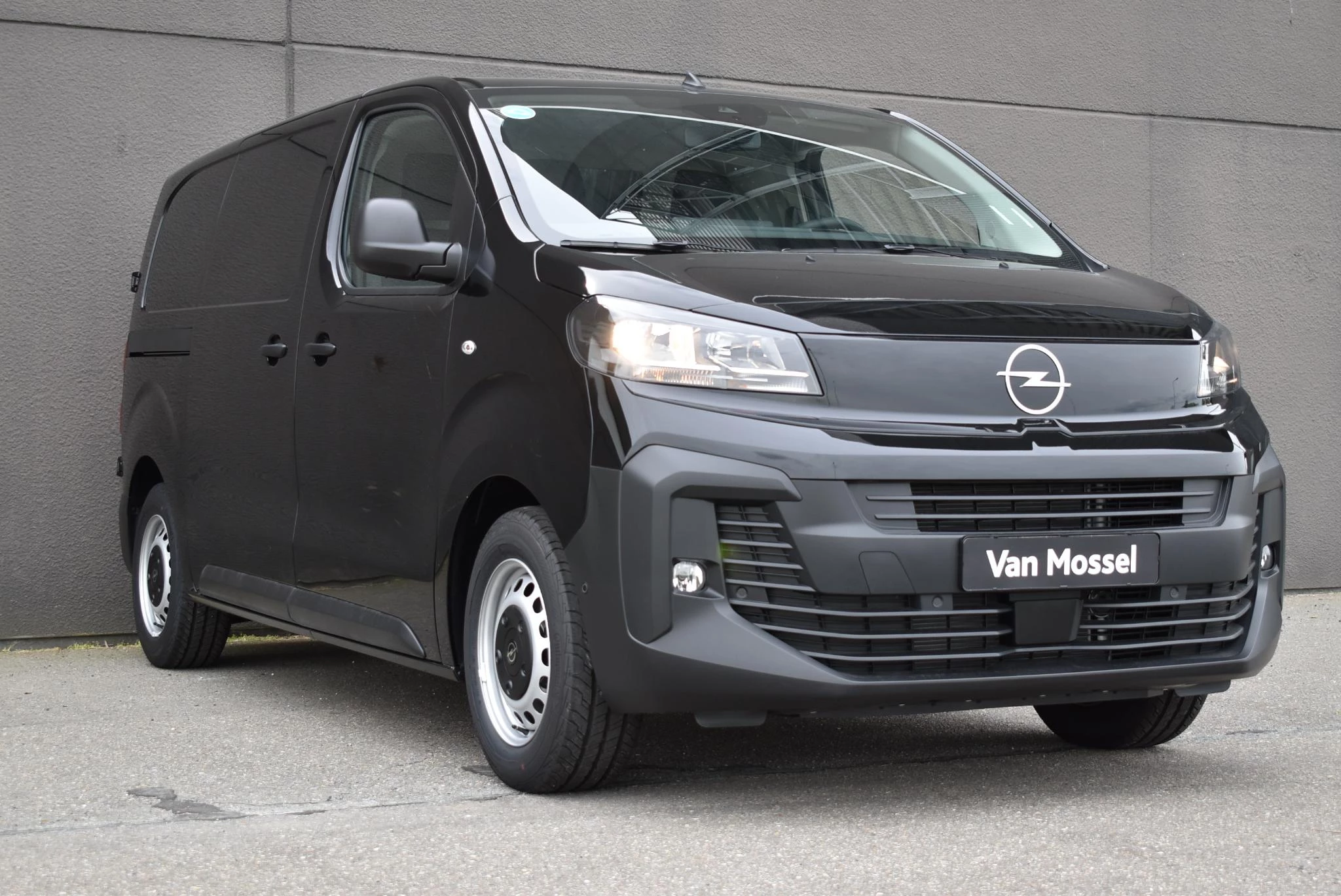 Opel-Vivaro-e-image-2