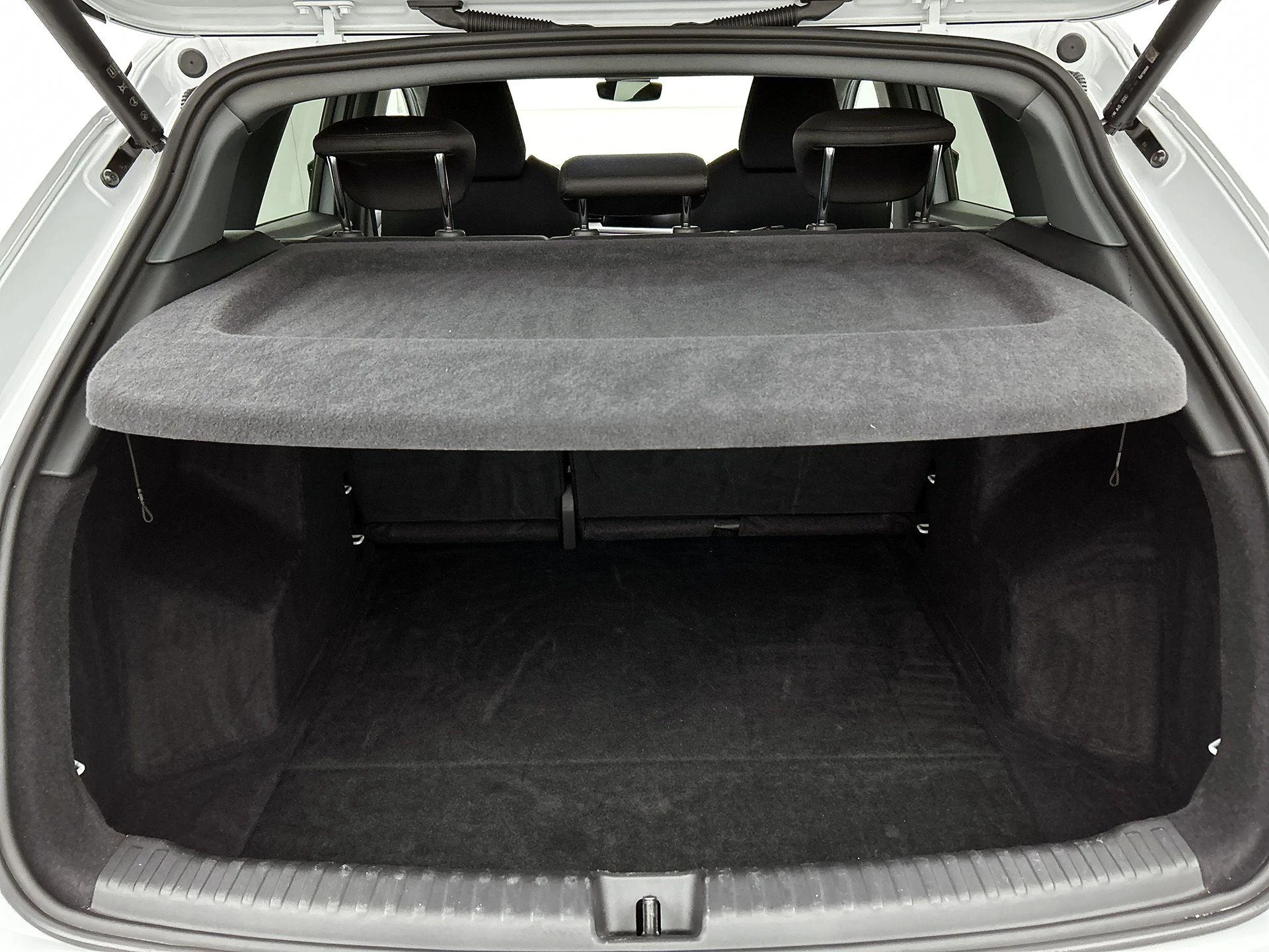 Audi-Q4 e-tron-image-27