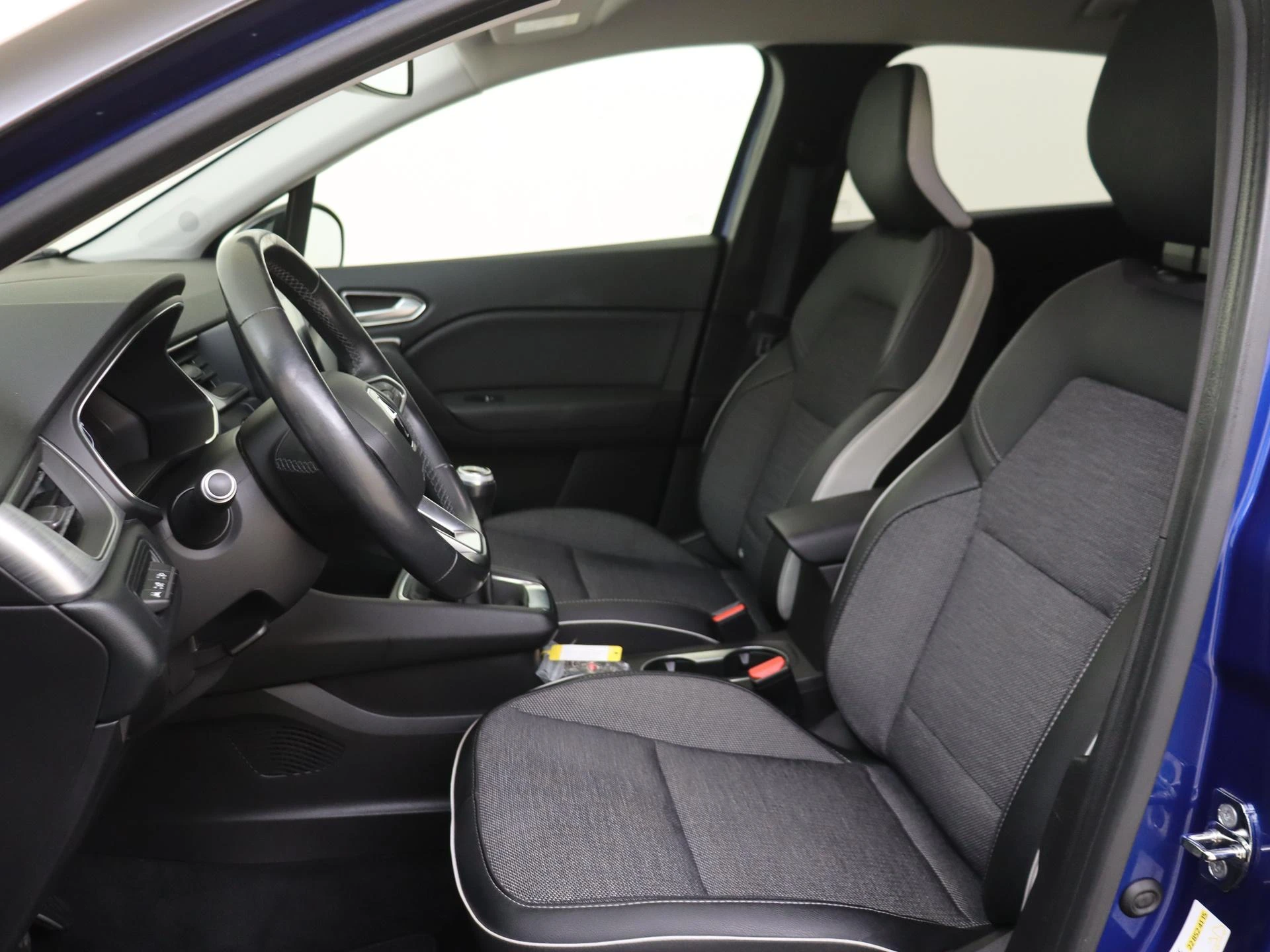 Renault-Captur-image-14