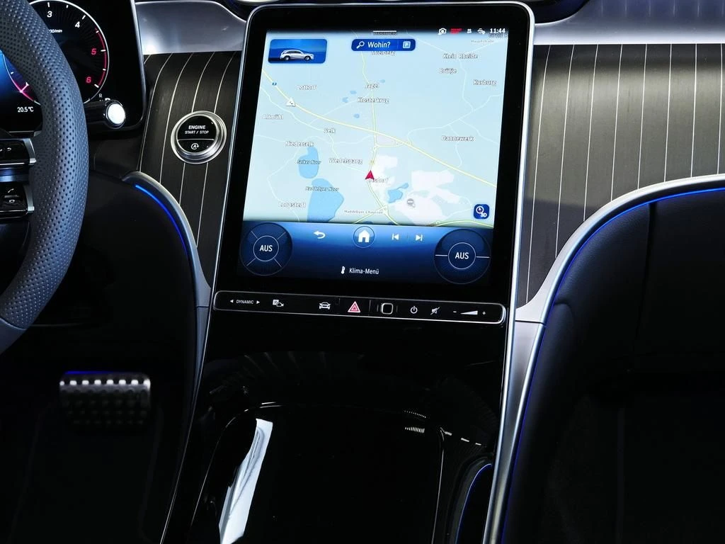 Mercedes-Benz-GLC 220 d-image-12