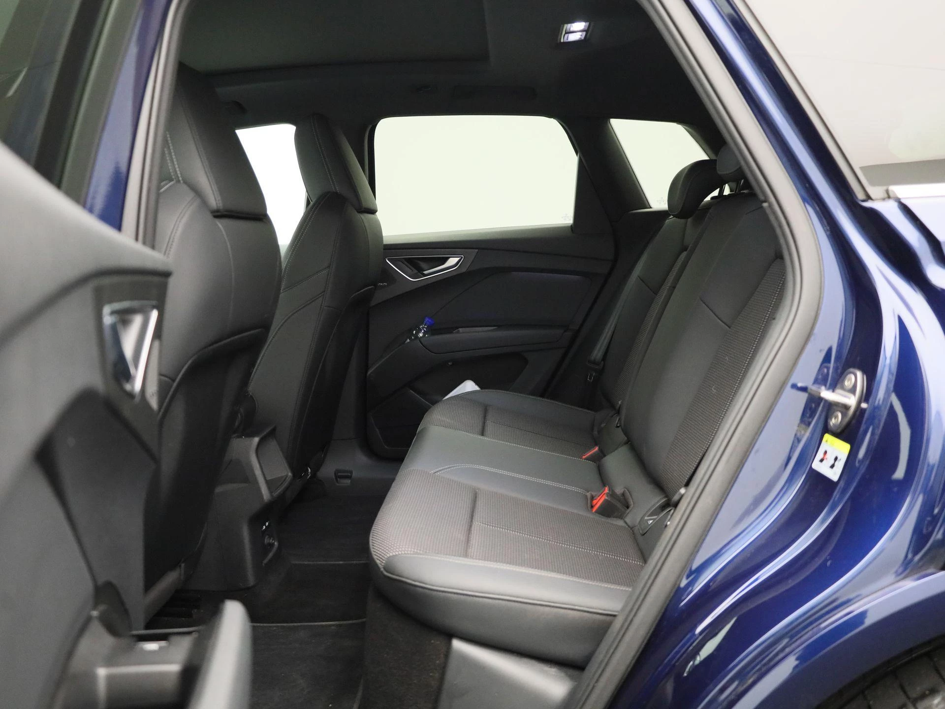 Audi-Q4 e-tron-image-11