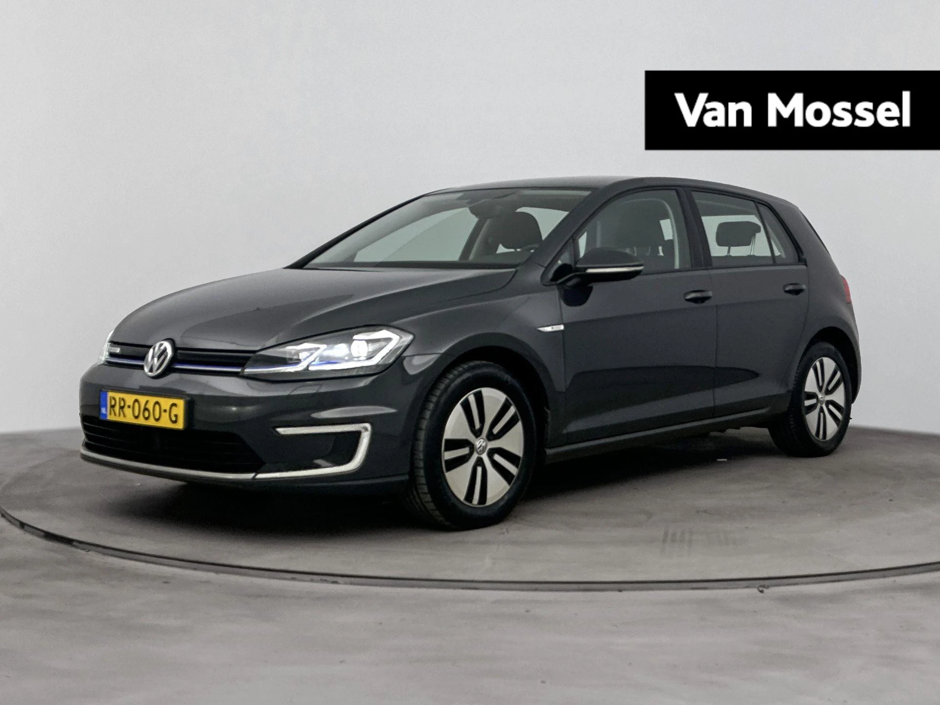 Volkswagen-e-Golf-image-0