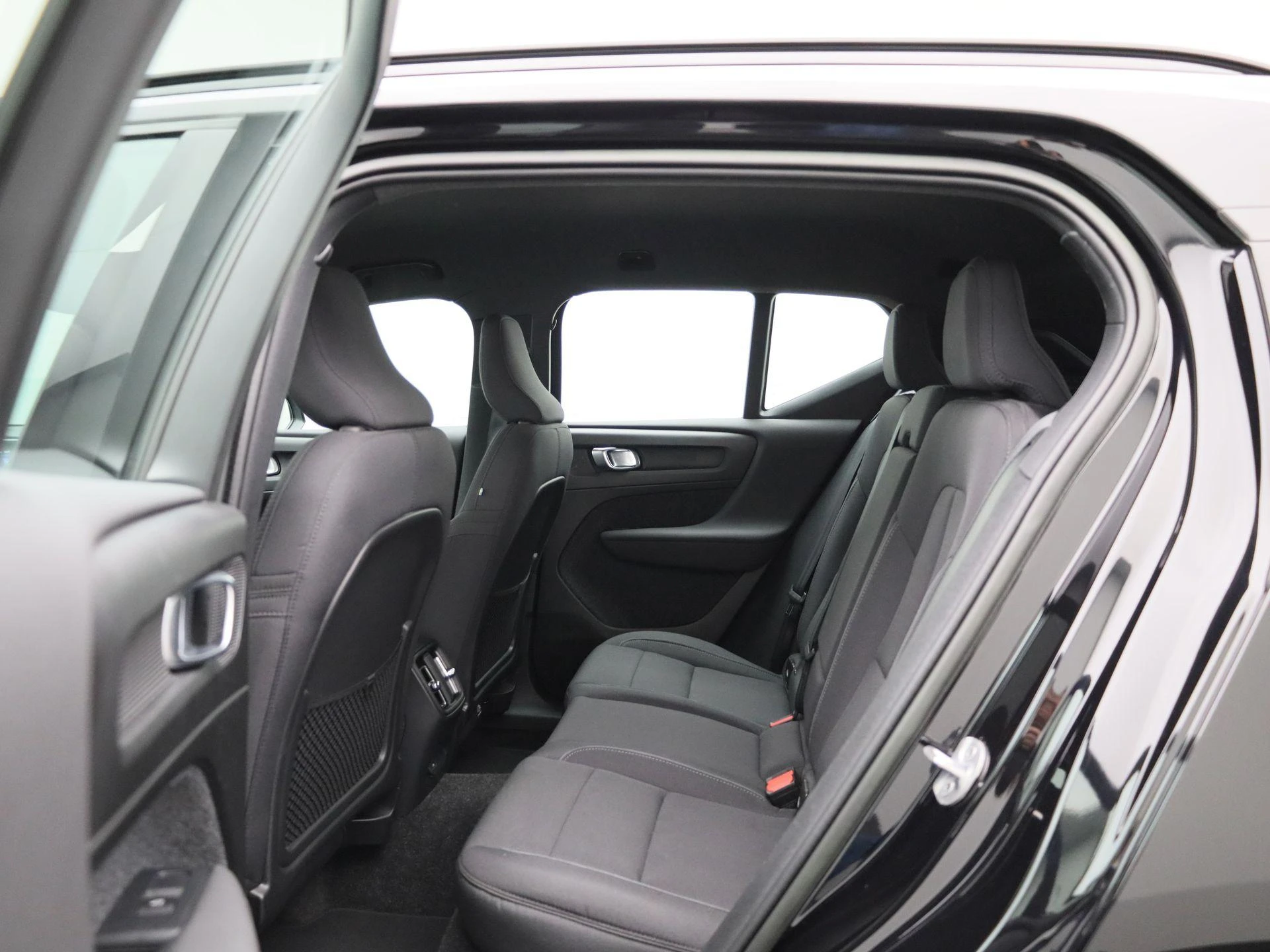Volvo-XC40-image-9