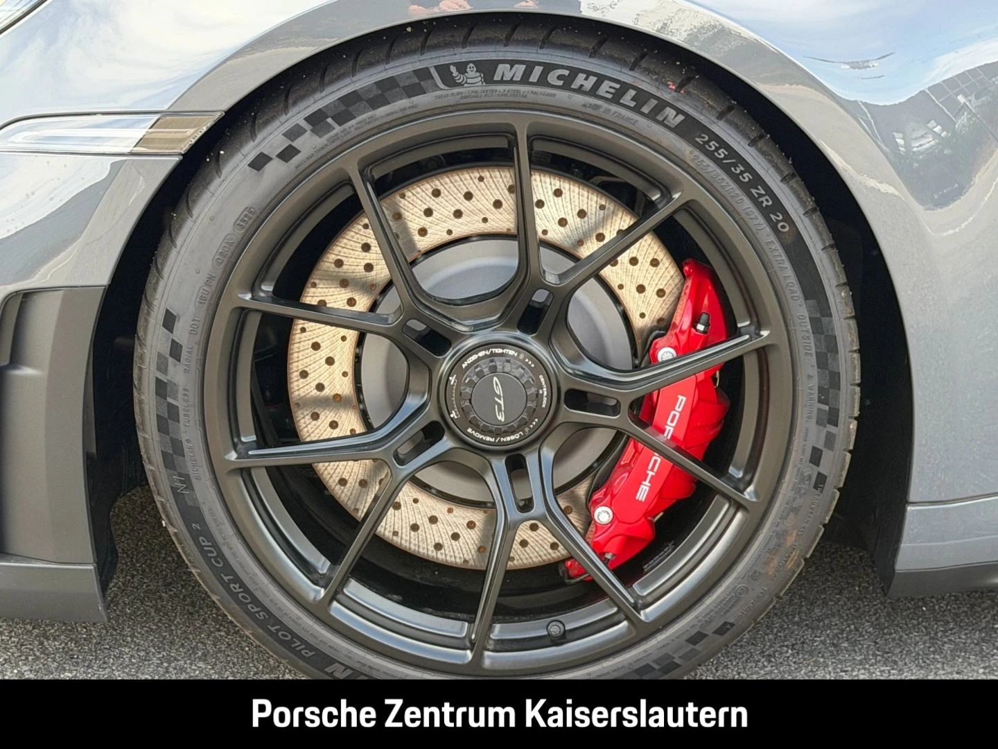 Porsche-911-image-12