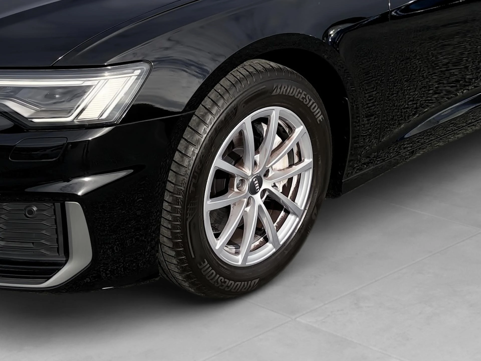 Audi-A6-image-19