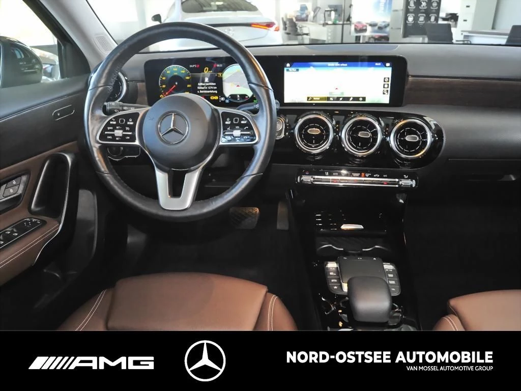 Mercedes-Benz A-Klasse 200 d LED PDC LM TEMPOMAT