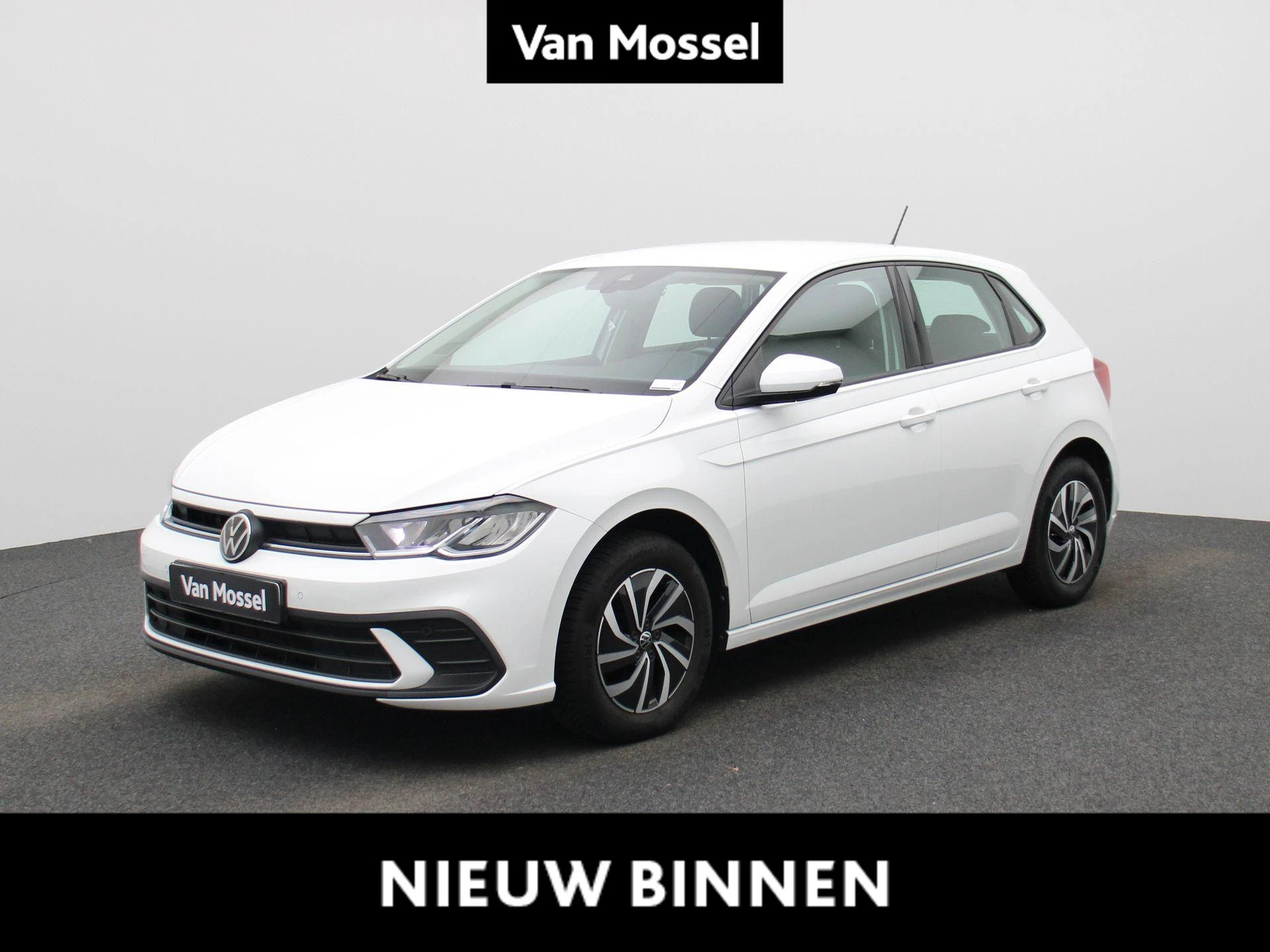 Volkswagen-Polo-image-0
