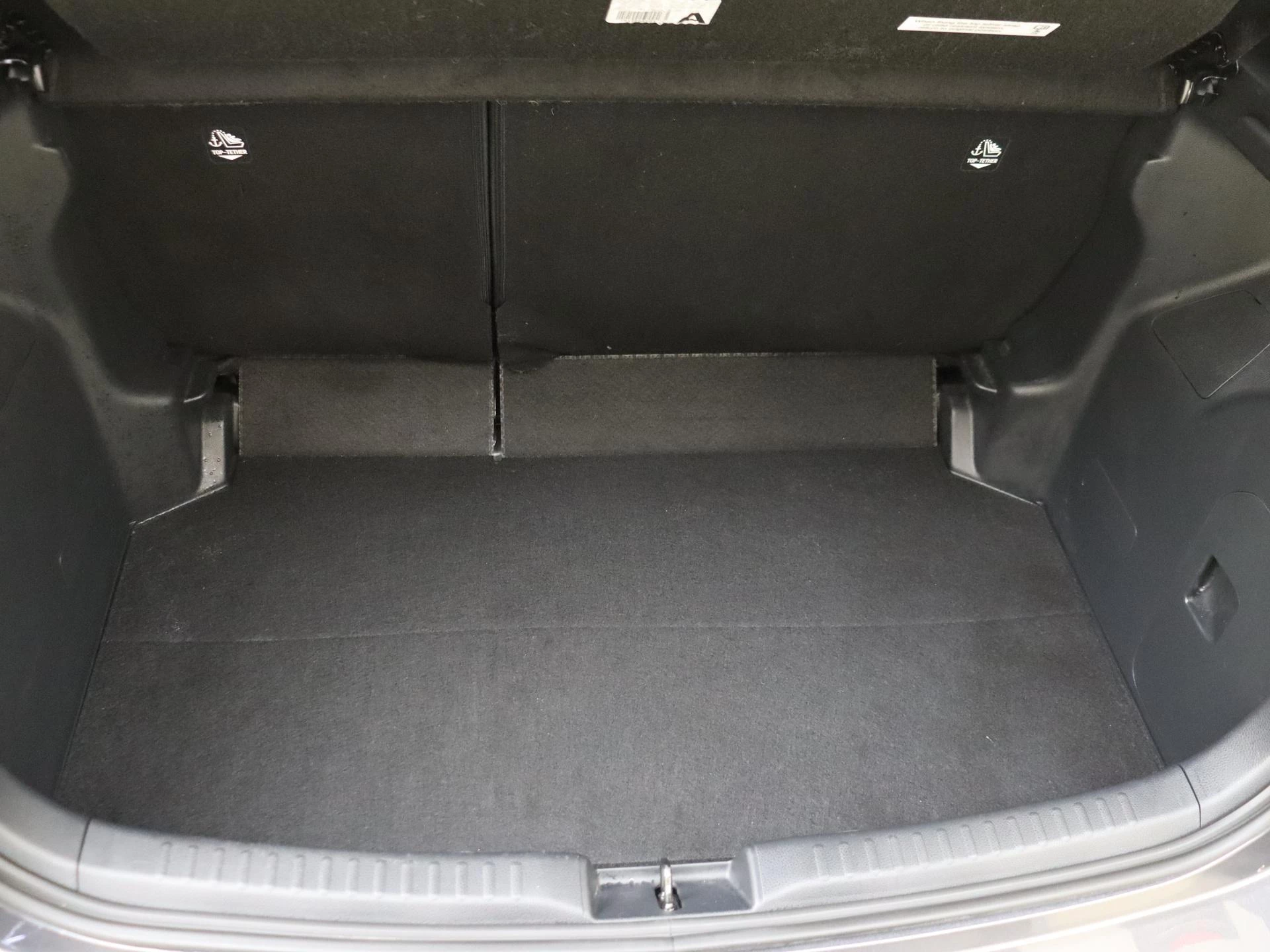 Toyota-Yaris-image-28