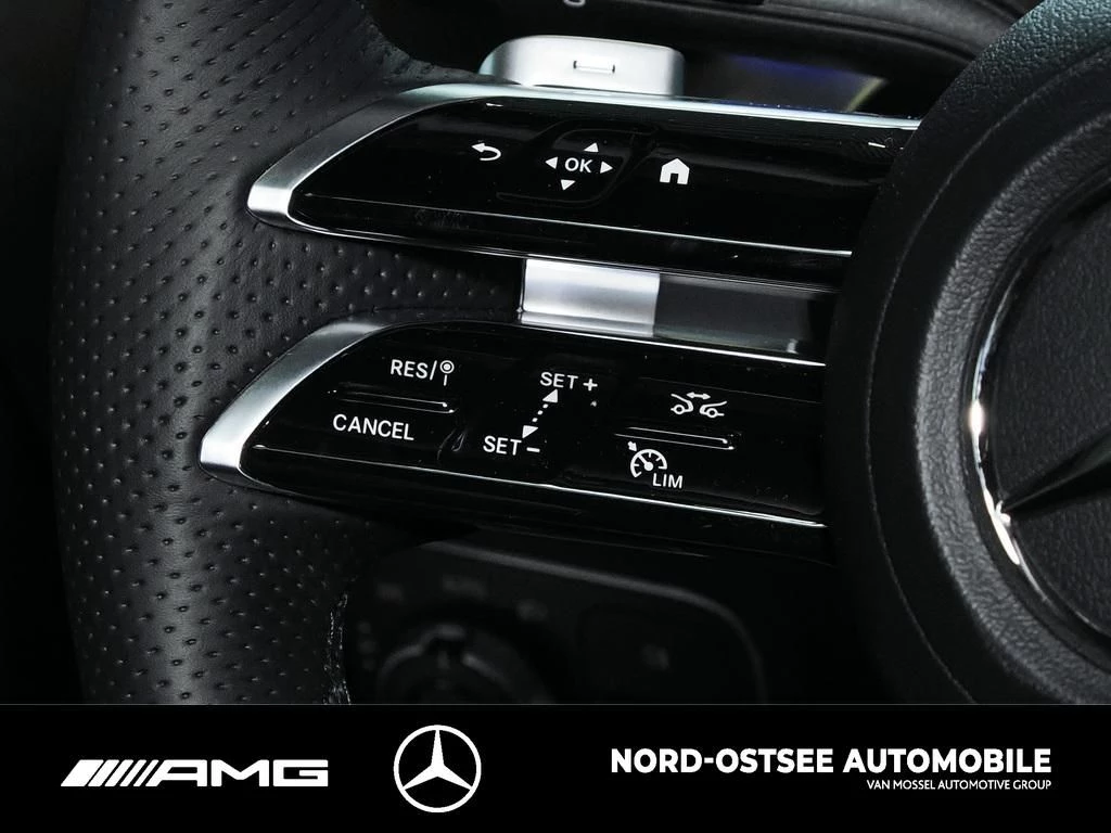 Mercedes-Benz GLB 200 AMG NIGHT PANO DISTRONIC 20Z 360° AMG Line