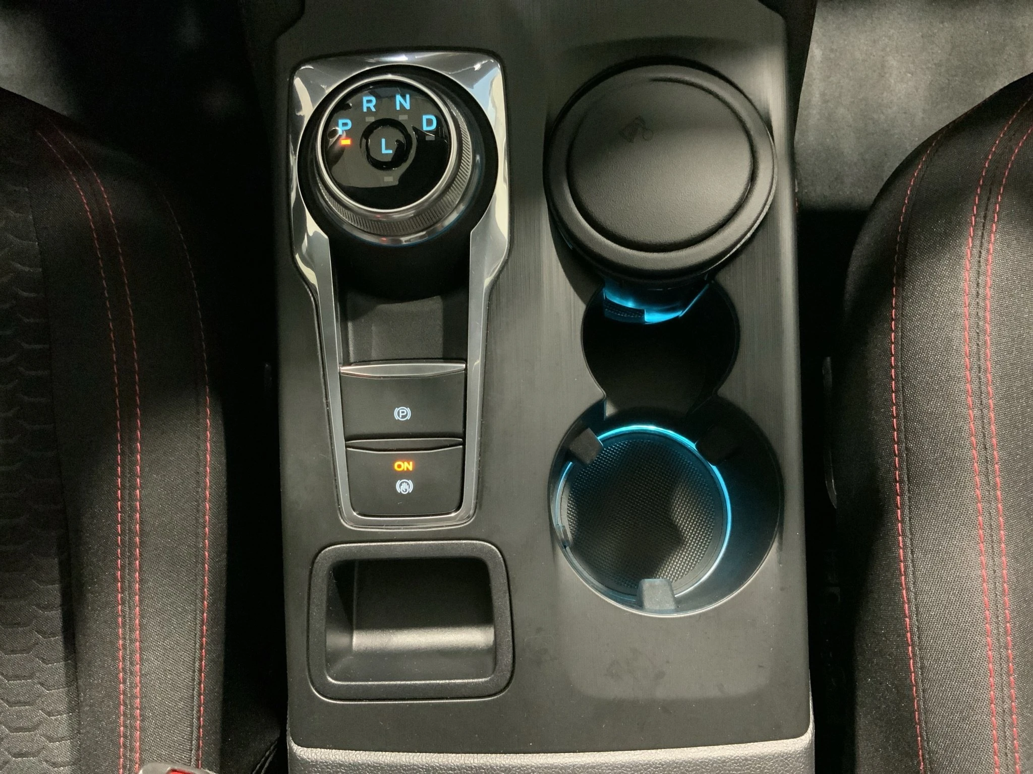 Ford Kuga ST-Line Plug-in*LED-MATRIX*KAM*NAVI*WINTER-PKT.