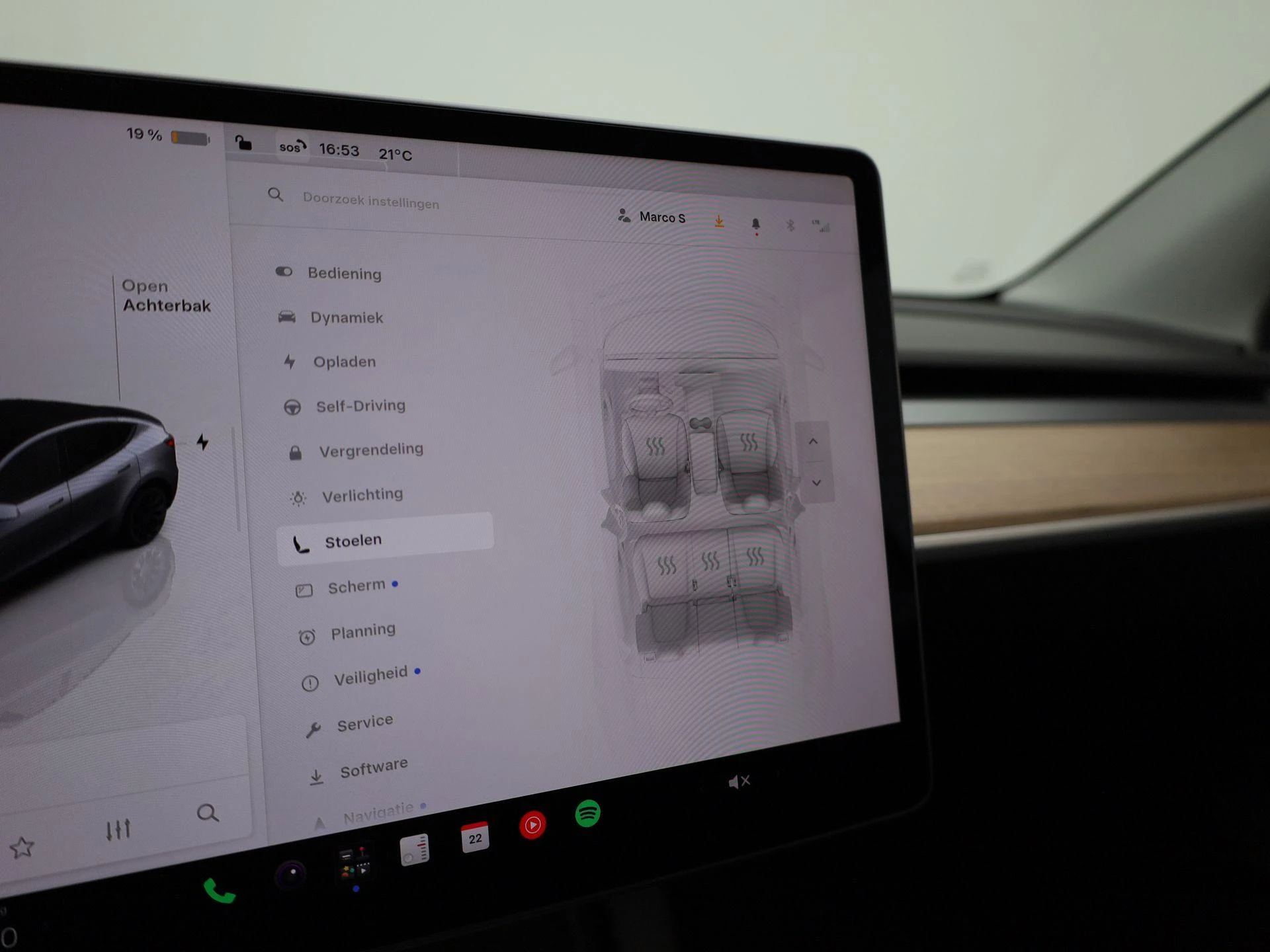 Tesla-Model Y-image-18