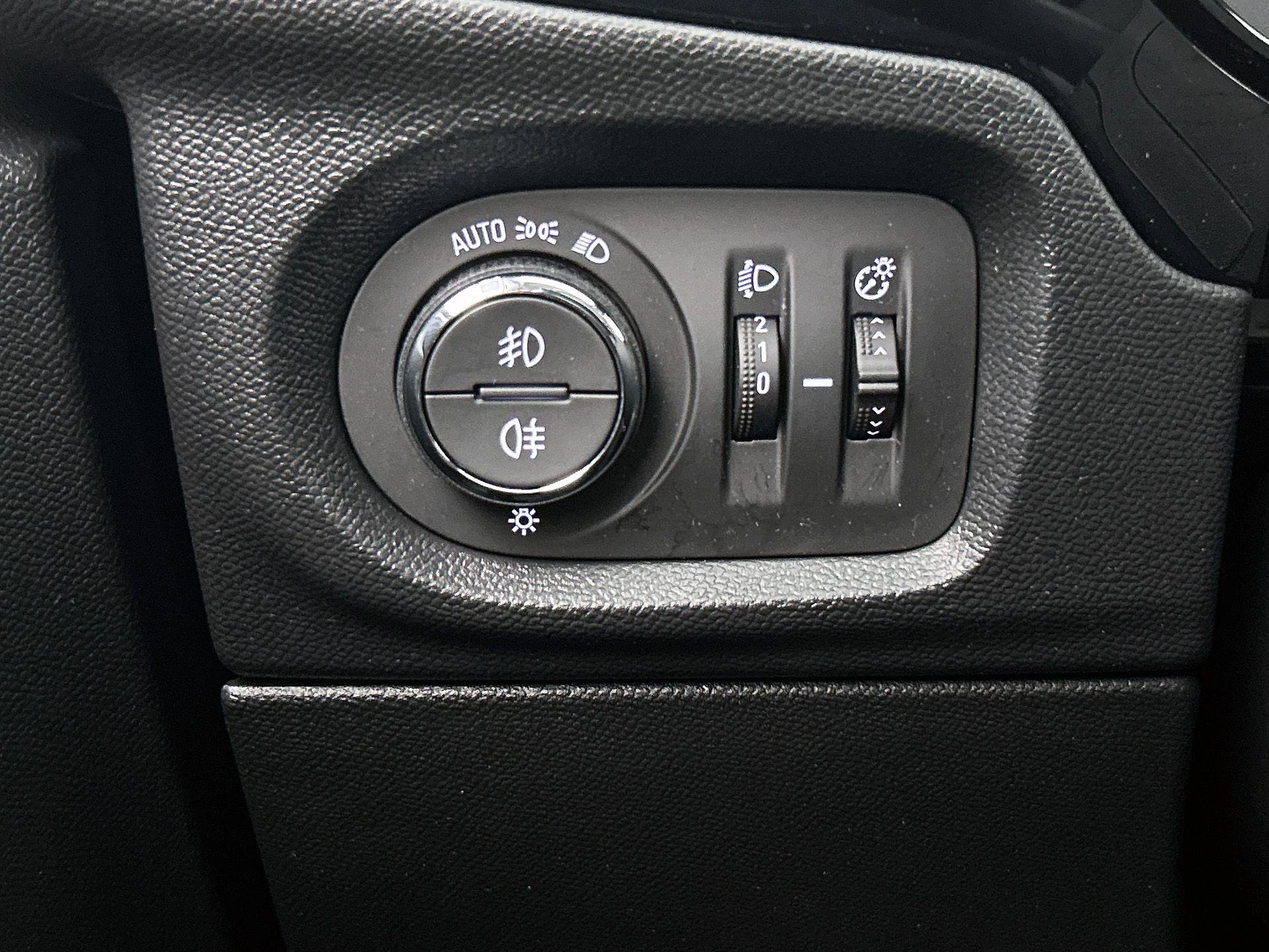Opel-Corsa-image-19