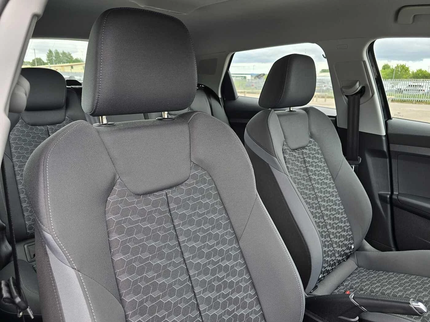 Audi-A1 Sportback-image-14