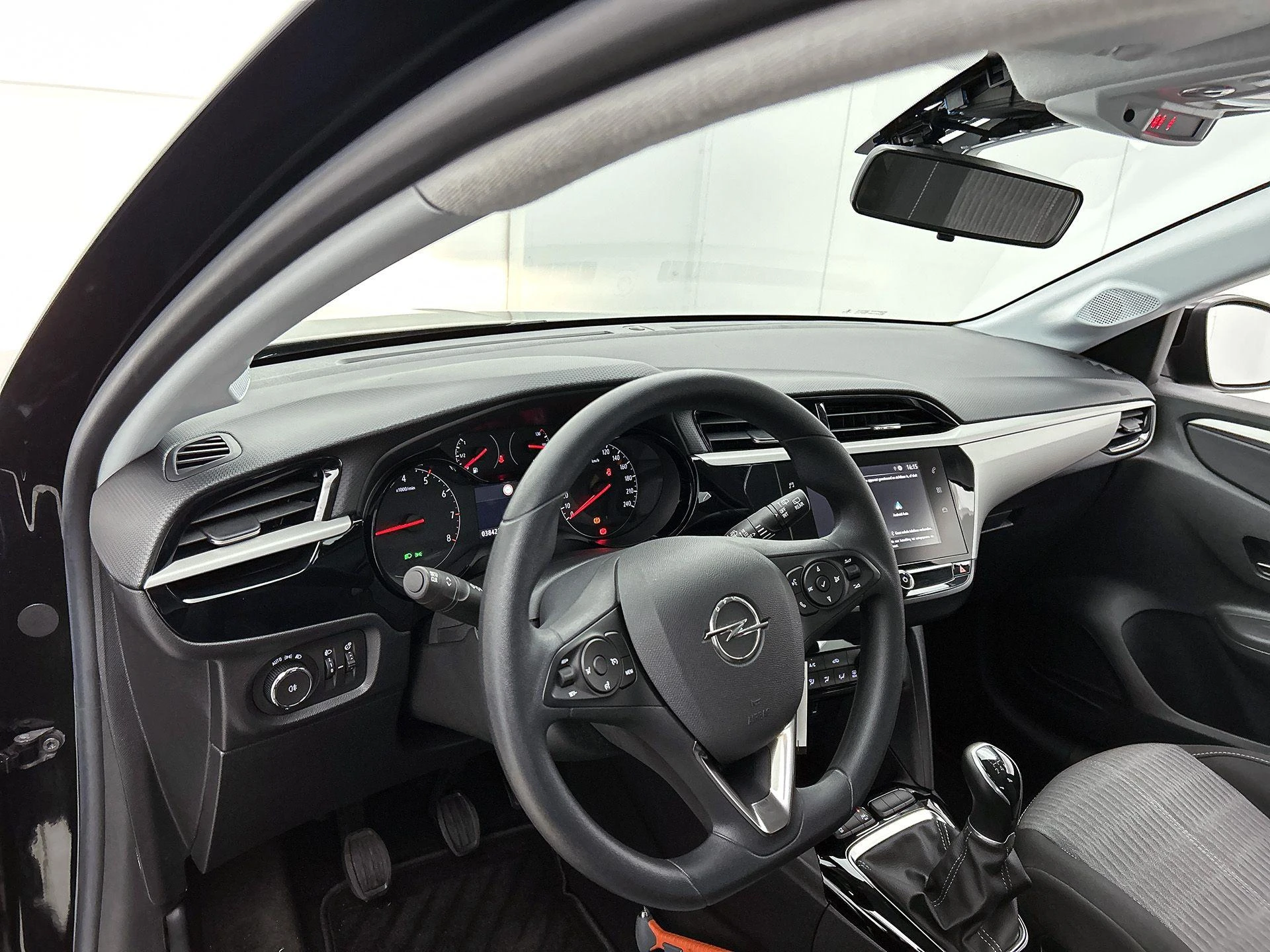 Opel-Corsa-image-7