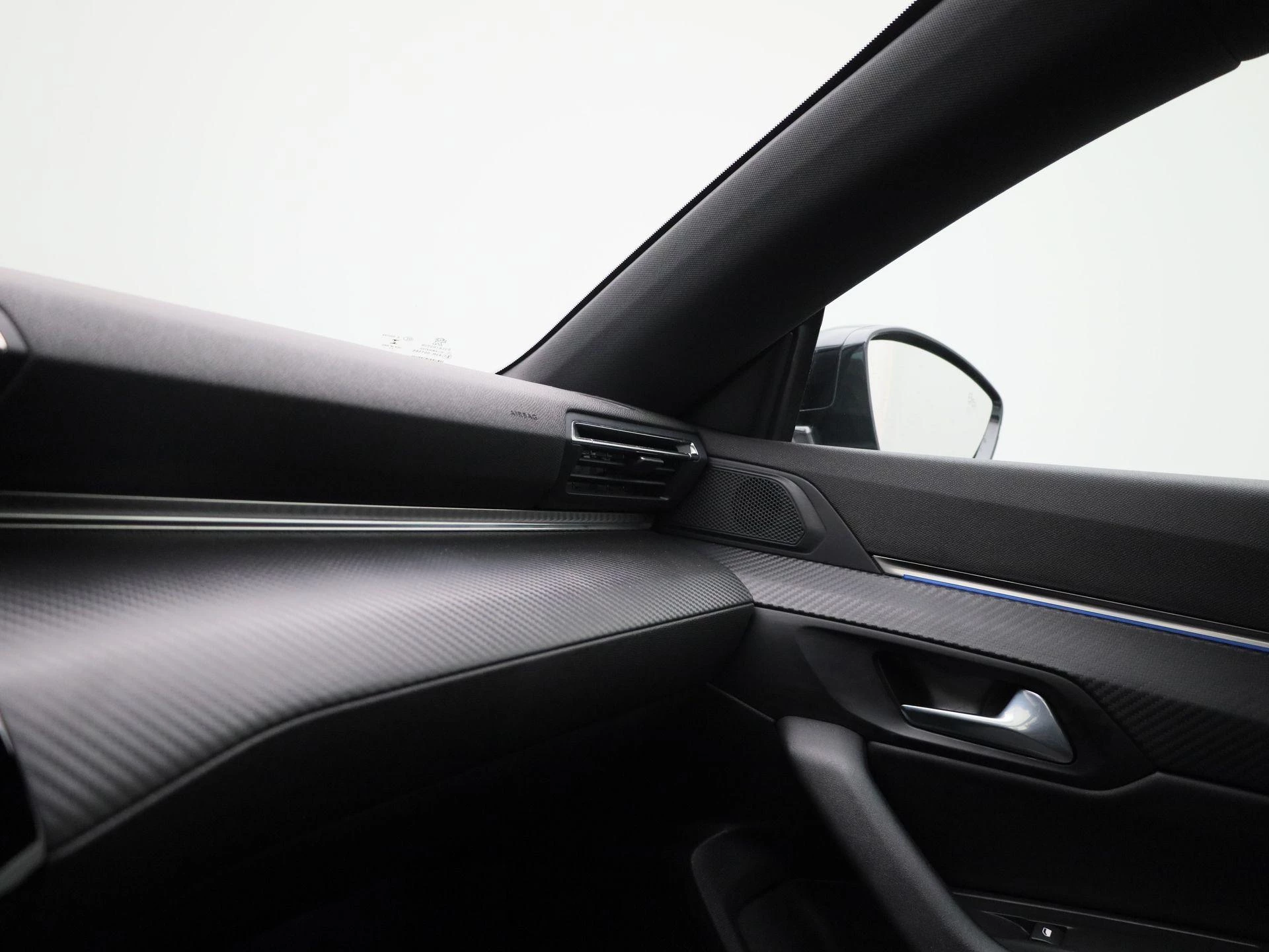 Peugeot-508-image-23