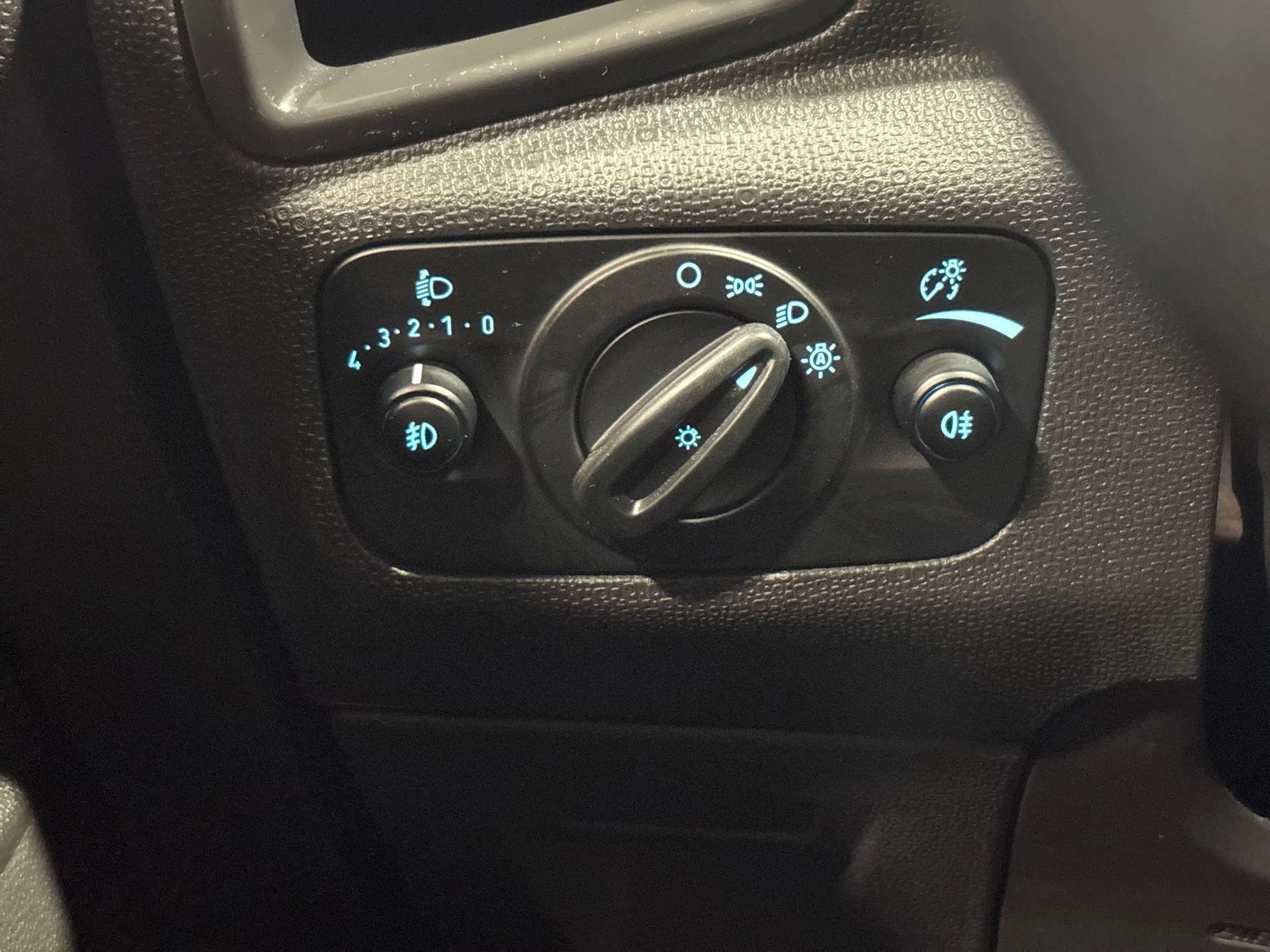 Ford-EcoSport-image-17