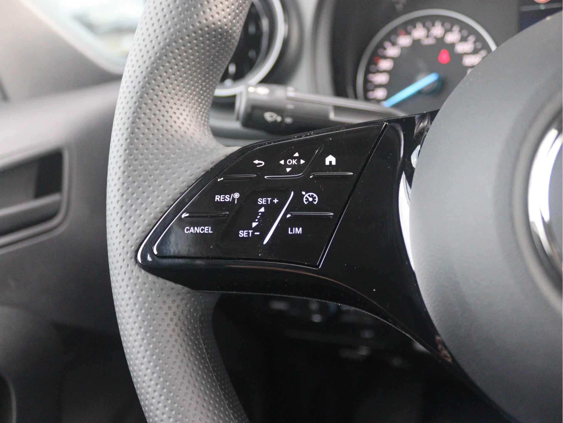 Mercedes-Benz-eCitan-image-6