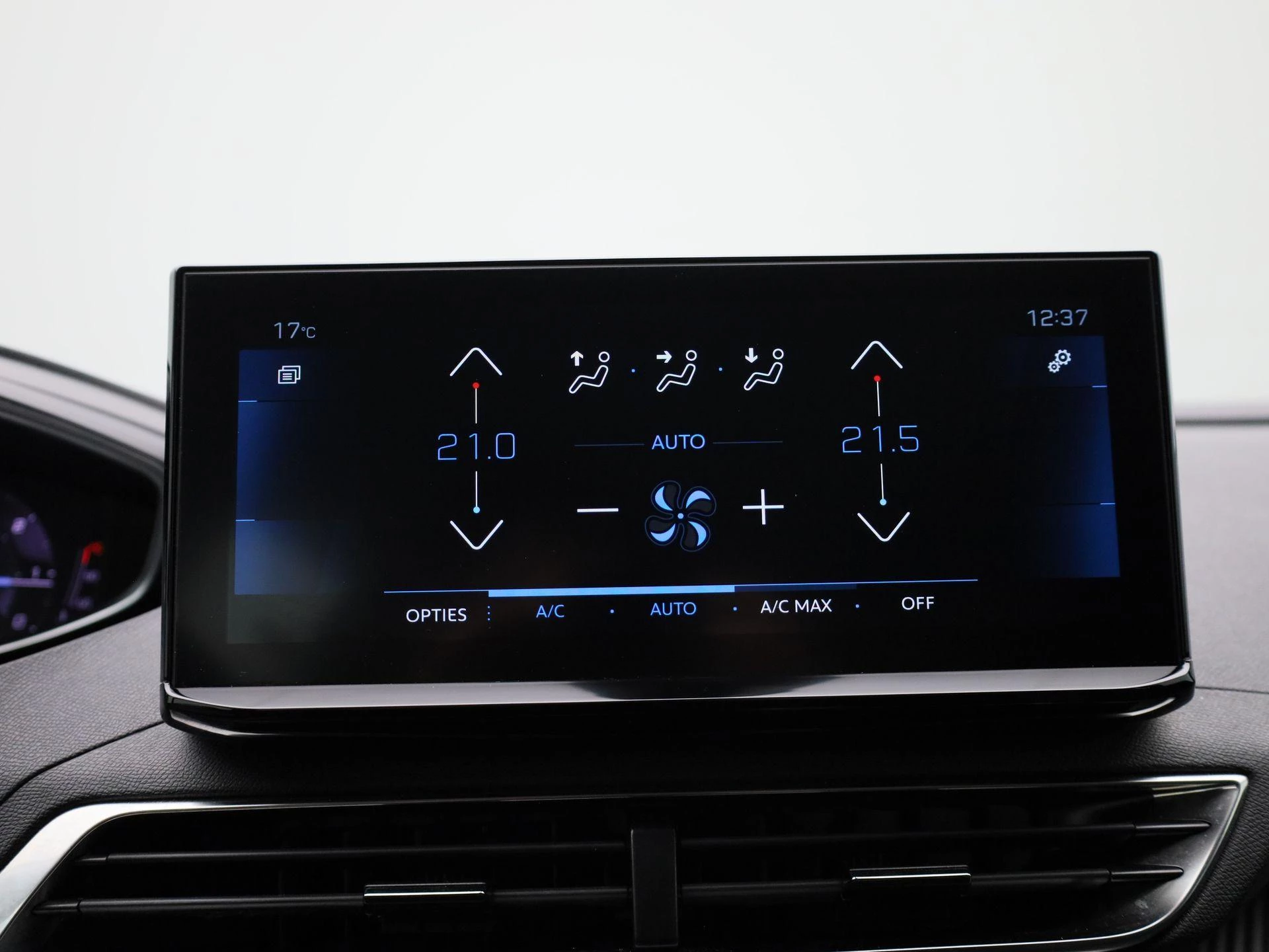 Peugeot-3008-image-22