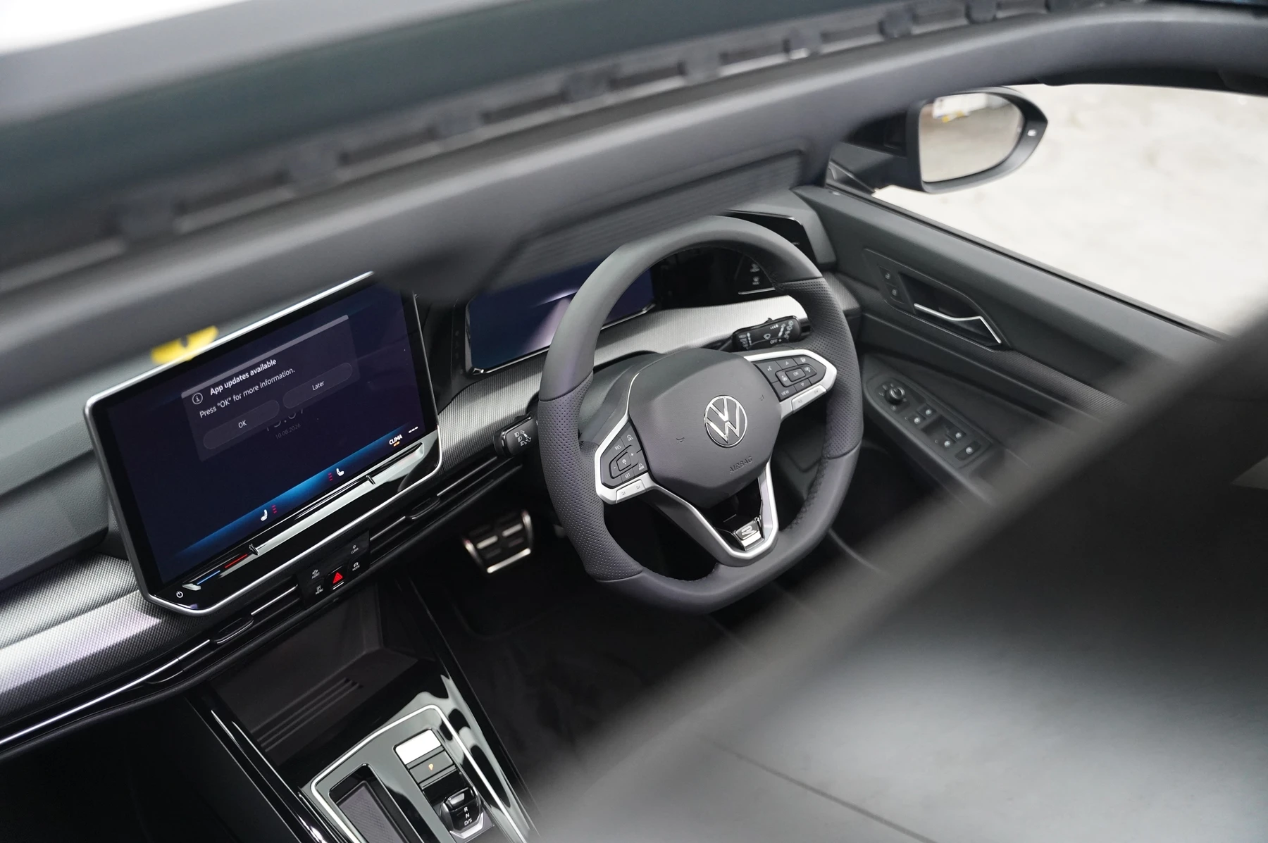 Volkswagen-Golf-image-29