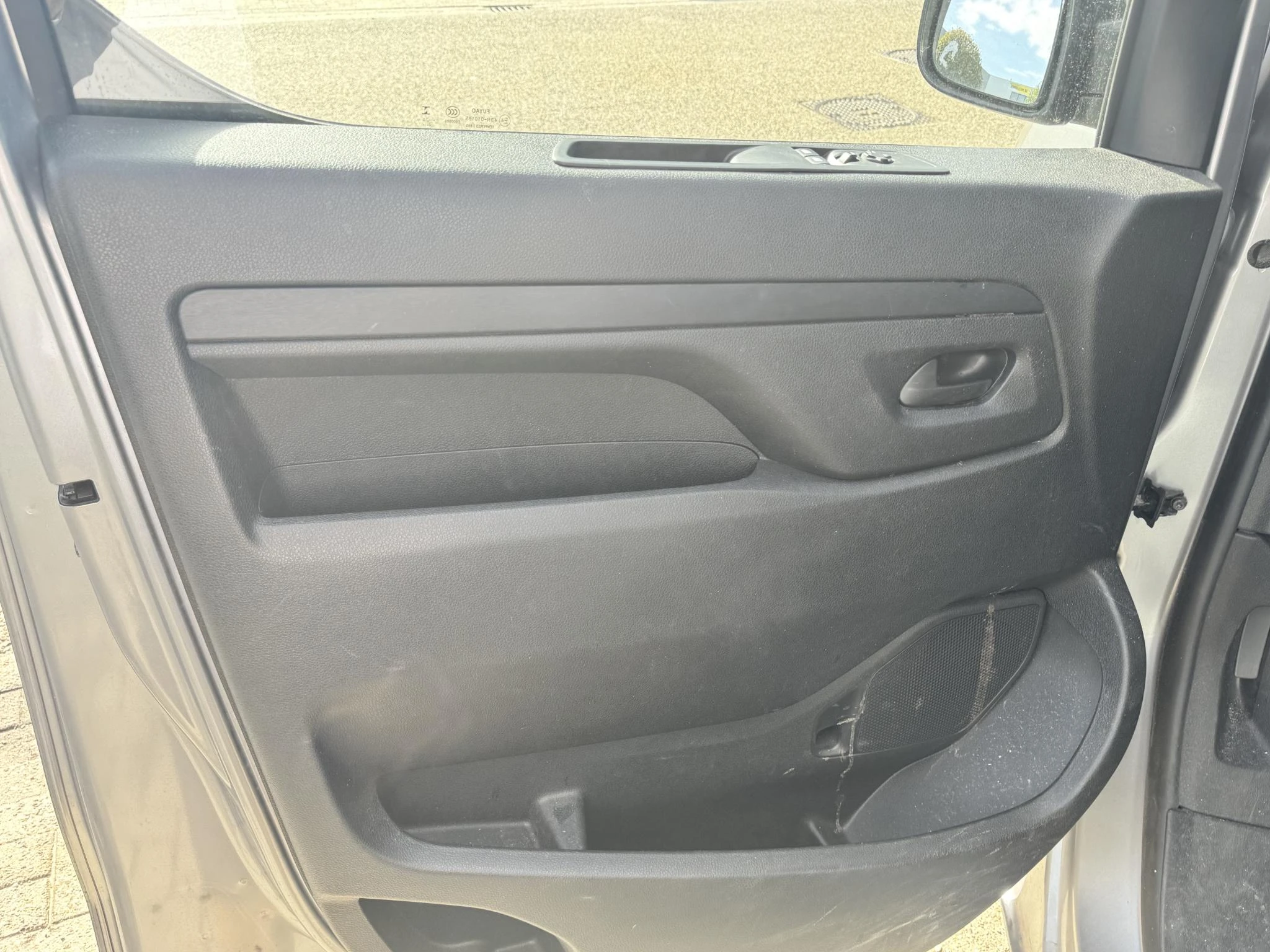 Peugeot-Expert-image-7