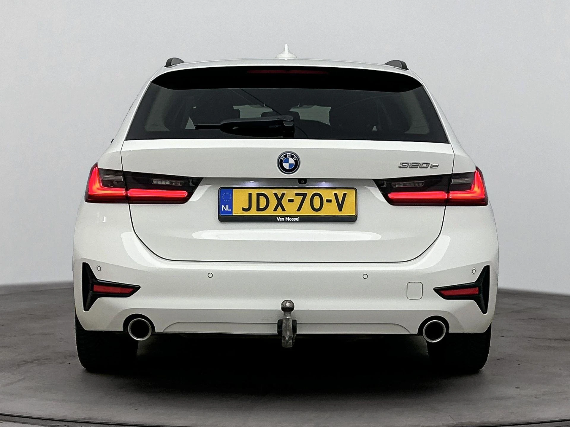 BMW-3 Serie-image-2