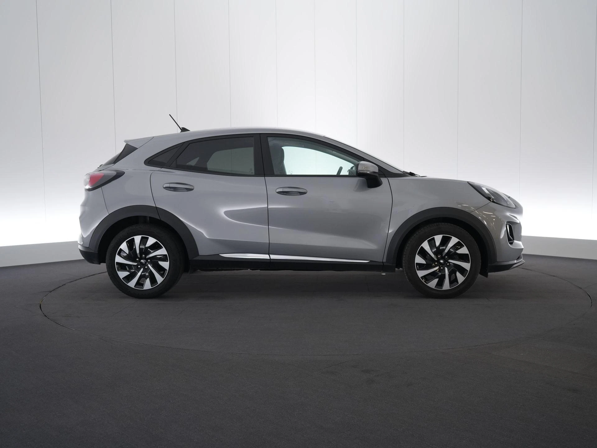 Ford Puma 1.0i Ecoboost mHEV 92kW Titanium