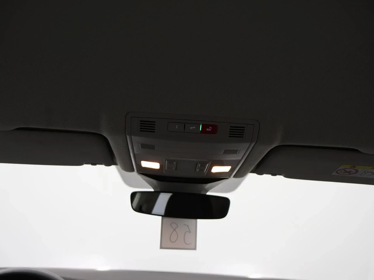 Volkswagen-T-Roc-image-23