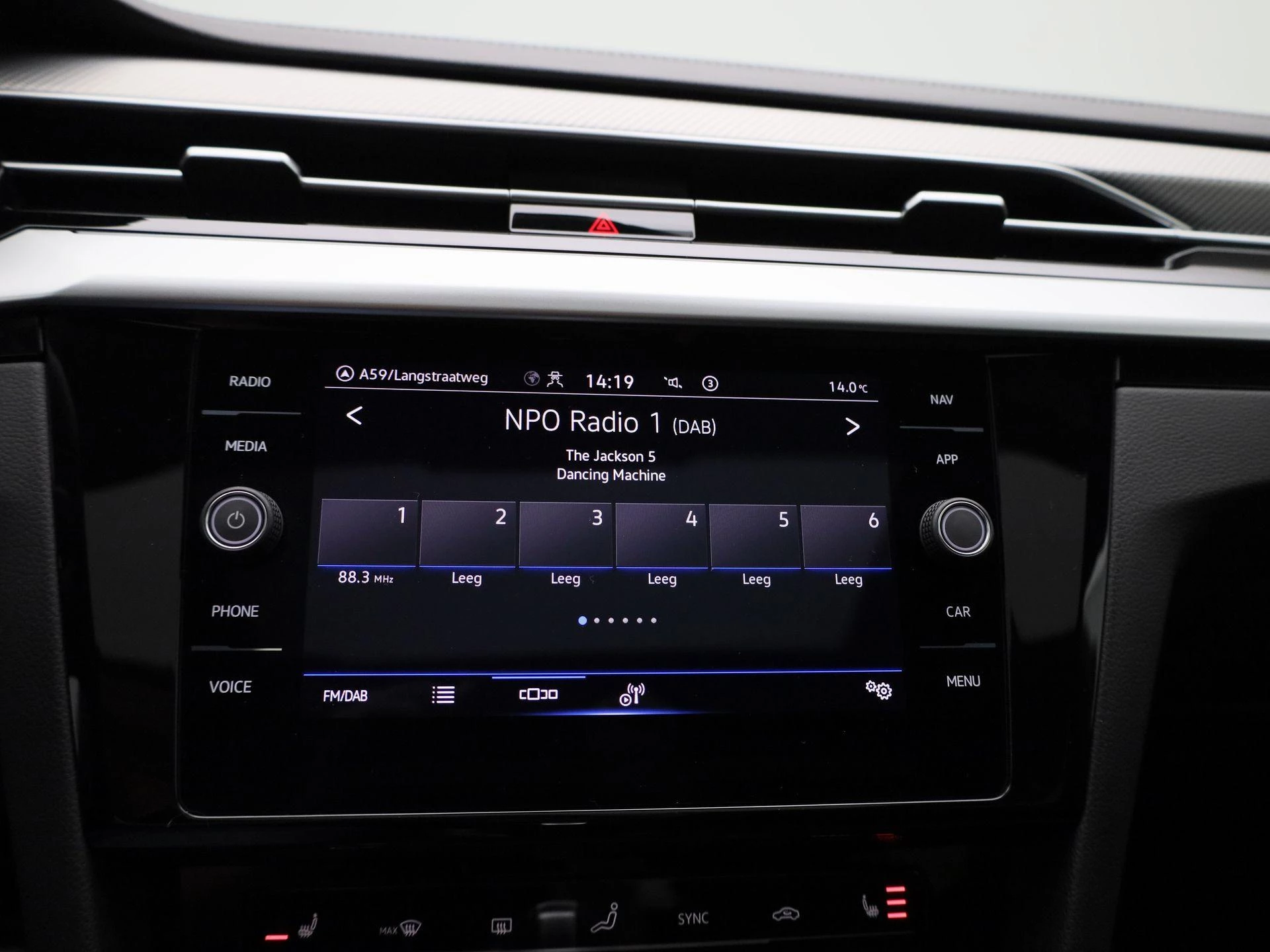 Volkswagen-Arteon-image-17