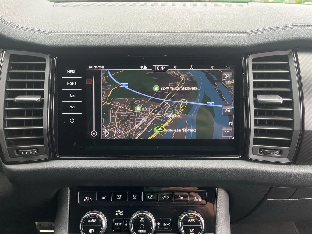Škoda Kodiaq 2.0 TDI 4x4 DSG Sportline *LED*Kamera*ACC