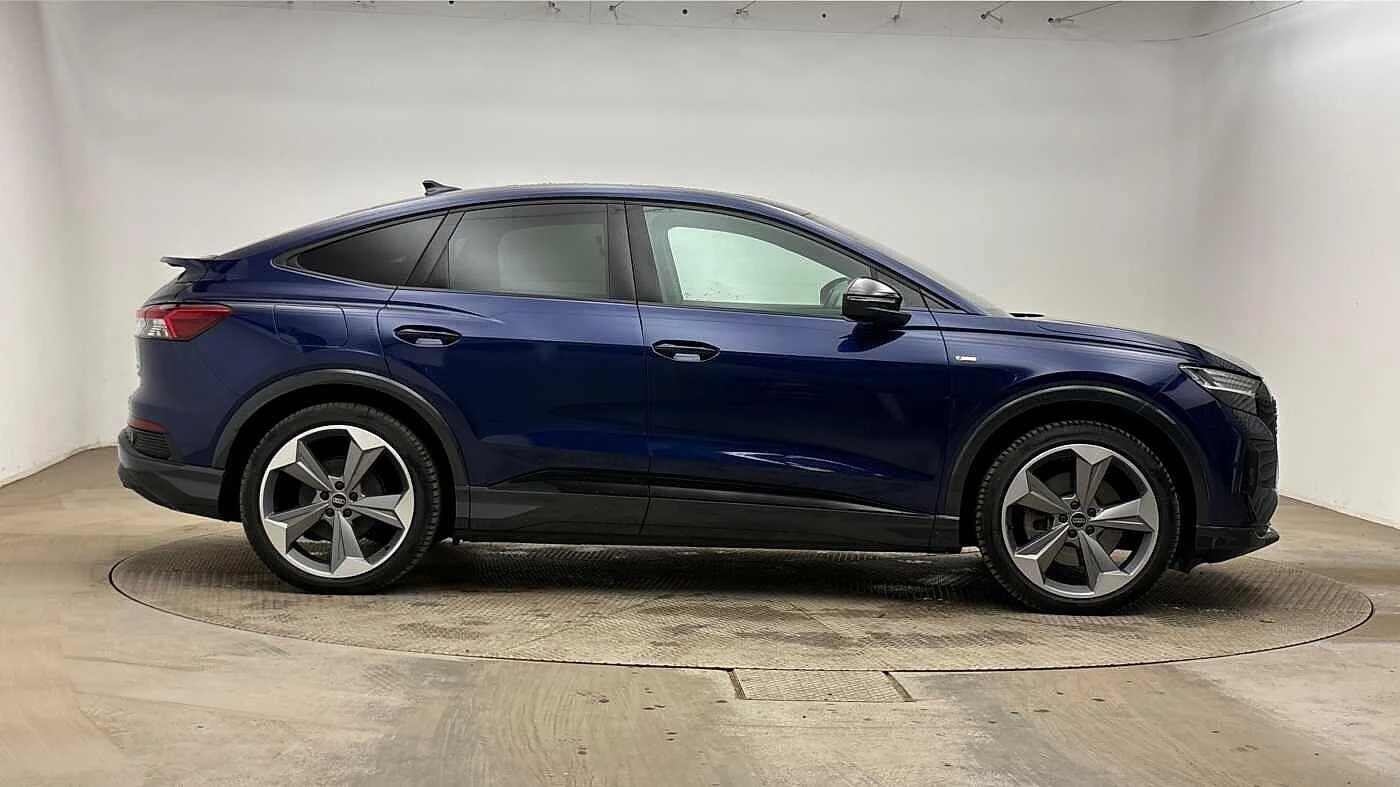Audi-Q4 Sportback e-tron-image-3