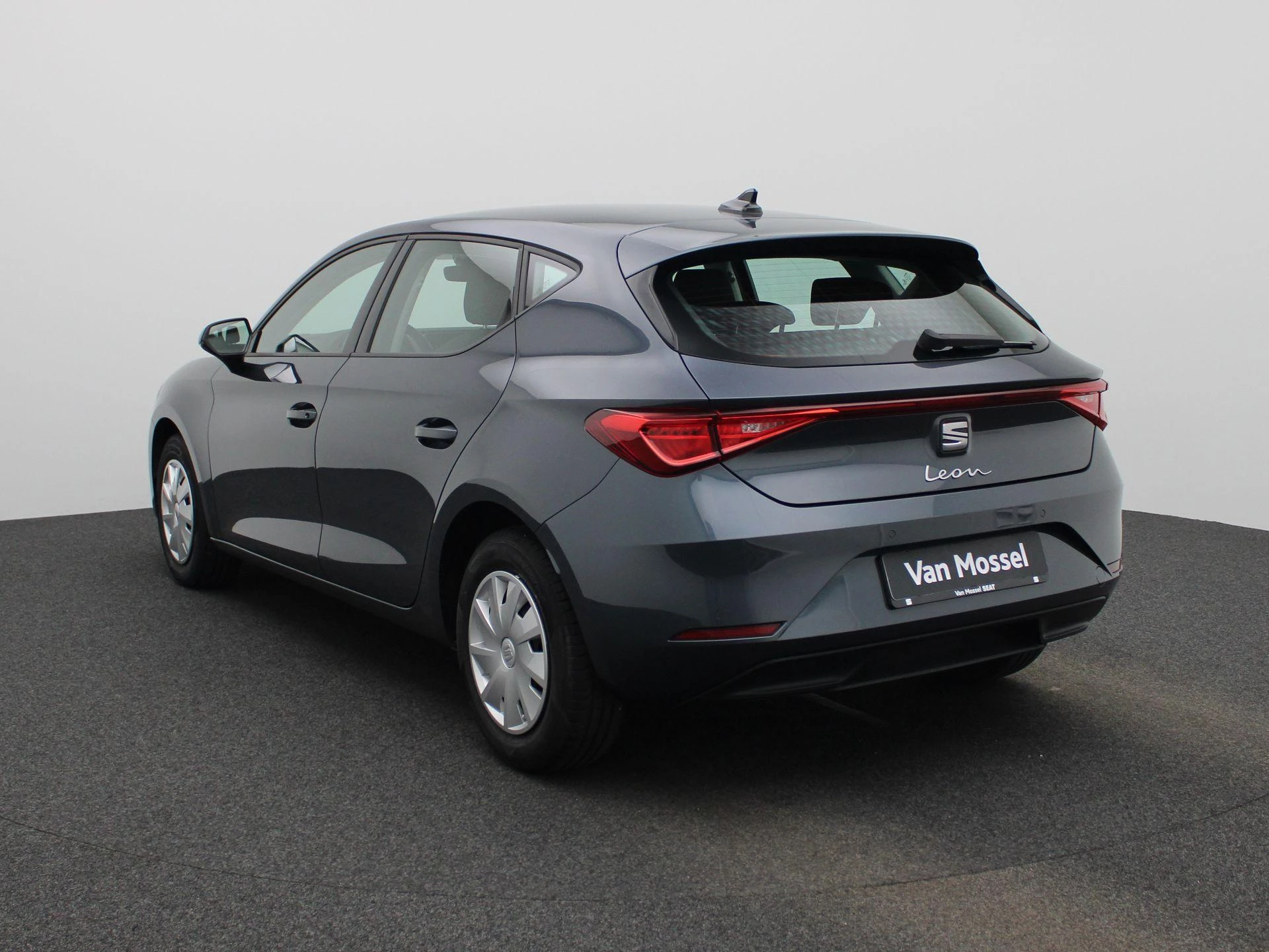 SEAT-Leon-image-1