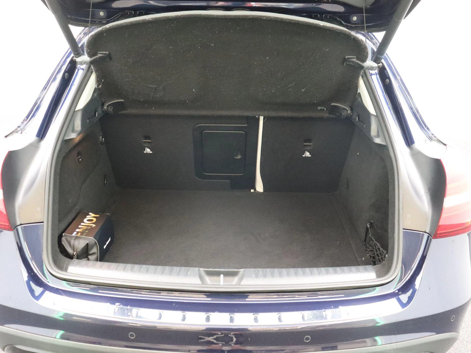 Mercedes-Benz GLA 200 d Business Solution + LED + AUTO AIRCO + CAMERA +