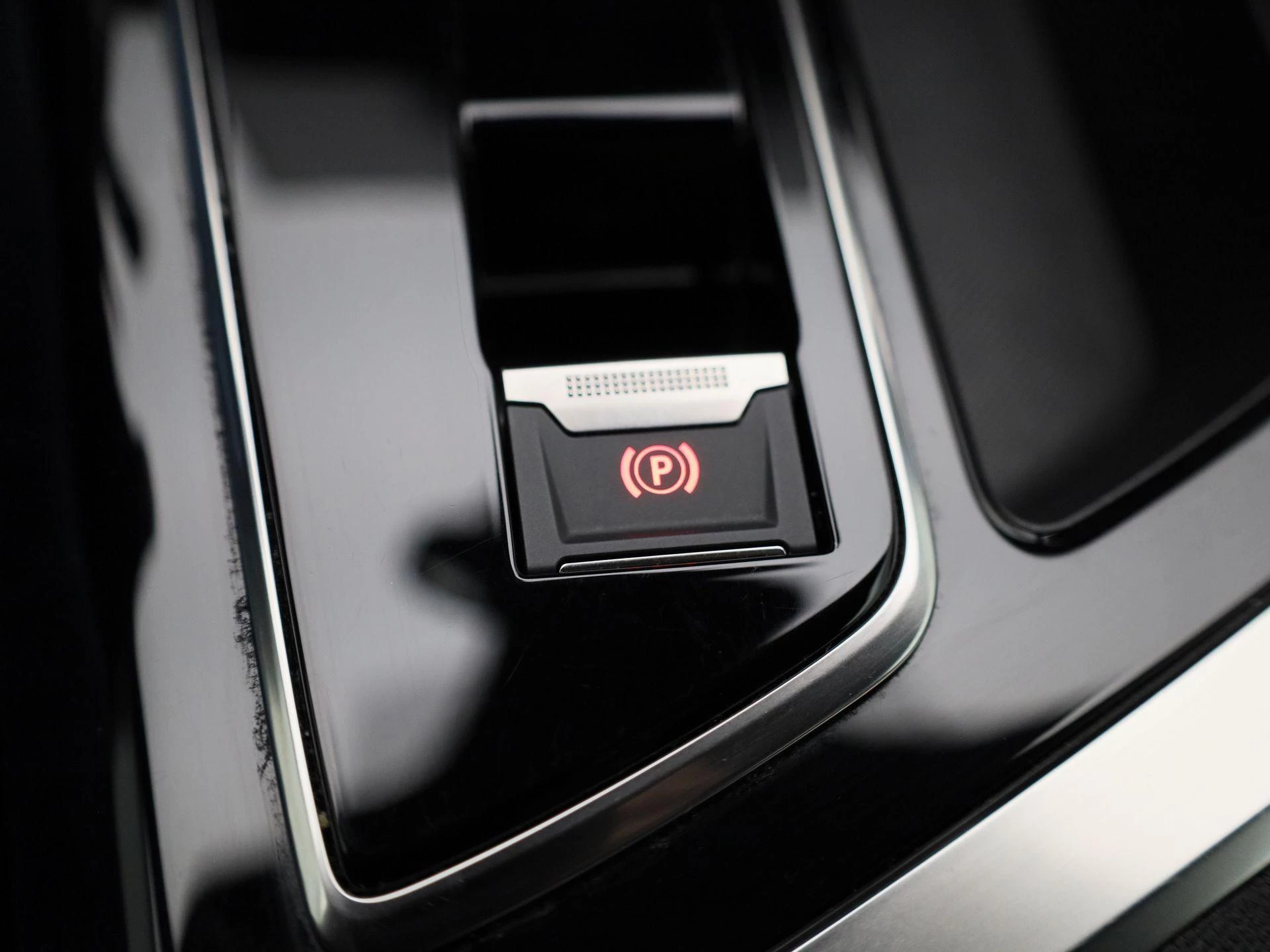 Peugeot-5008-image-29