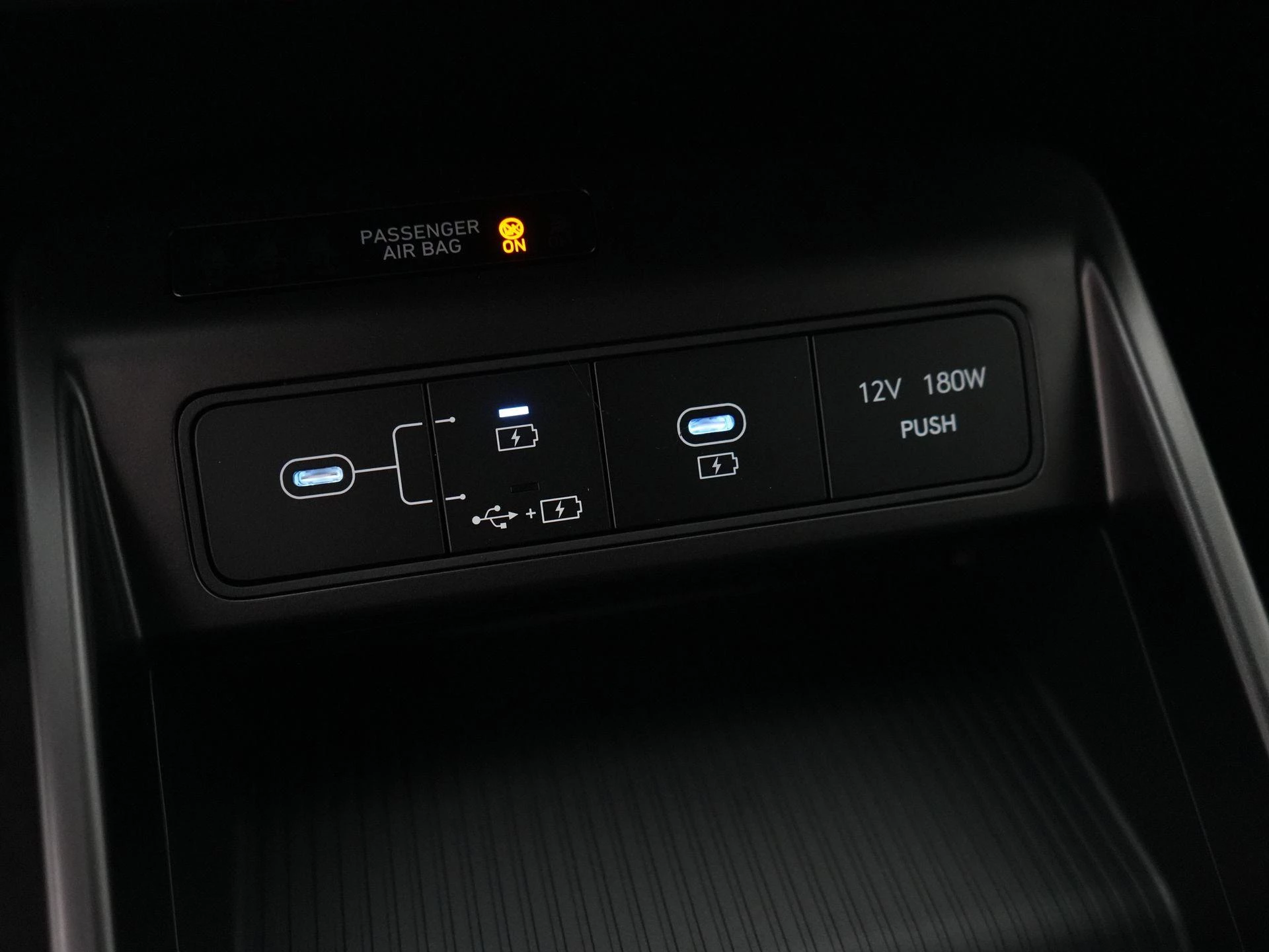 Hyundai-Kona-image-19