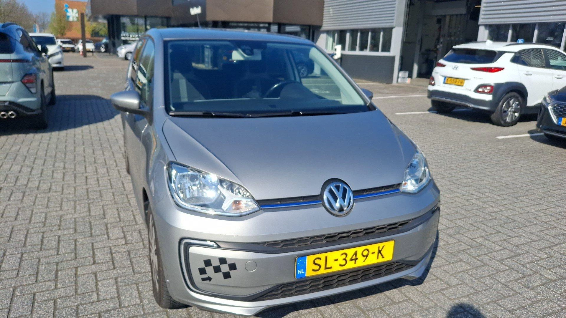 Volkswagen e-up! e-up! | 82 PK |