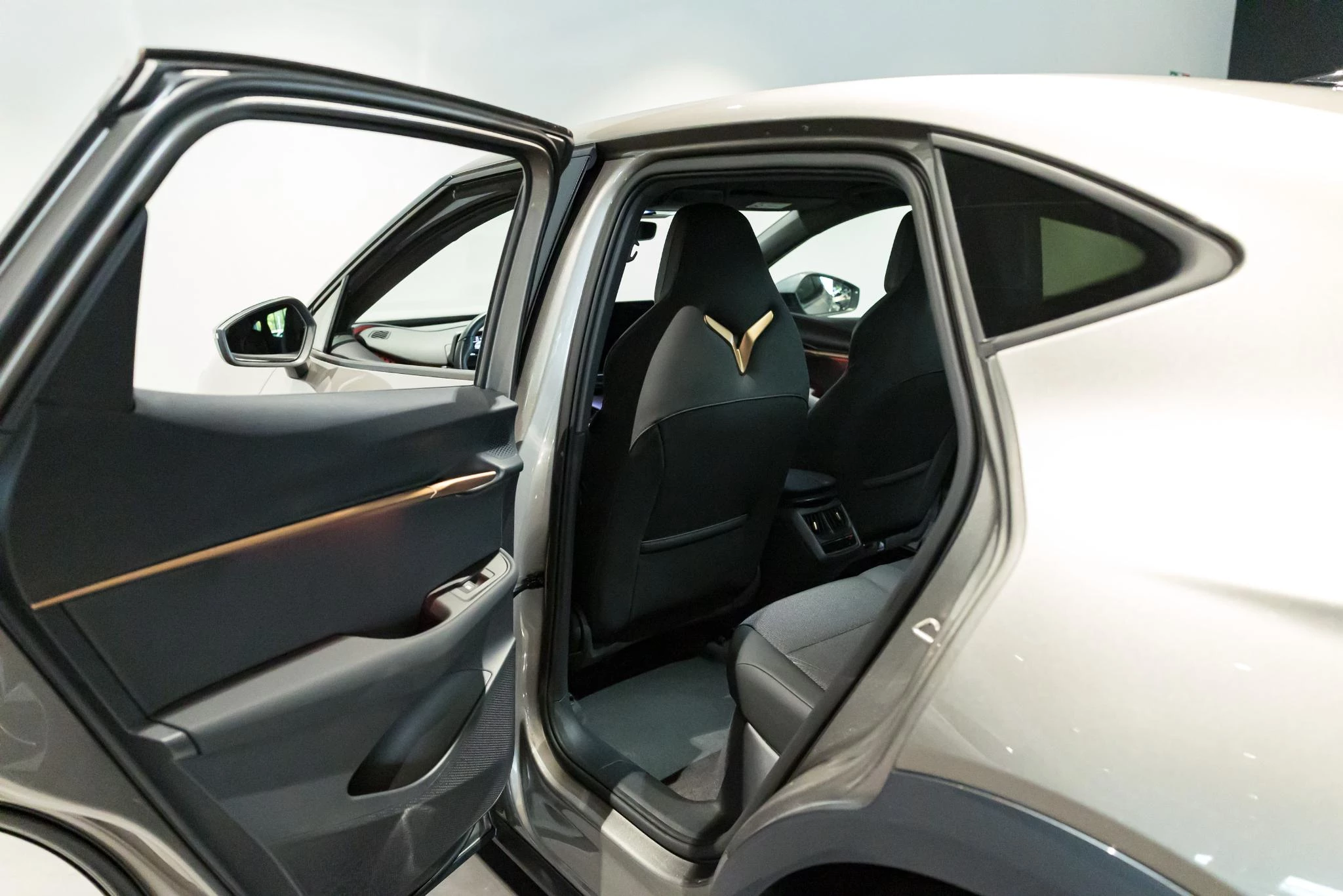 CUPRA-Tavascan-image-13