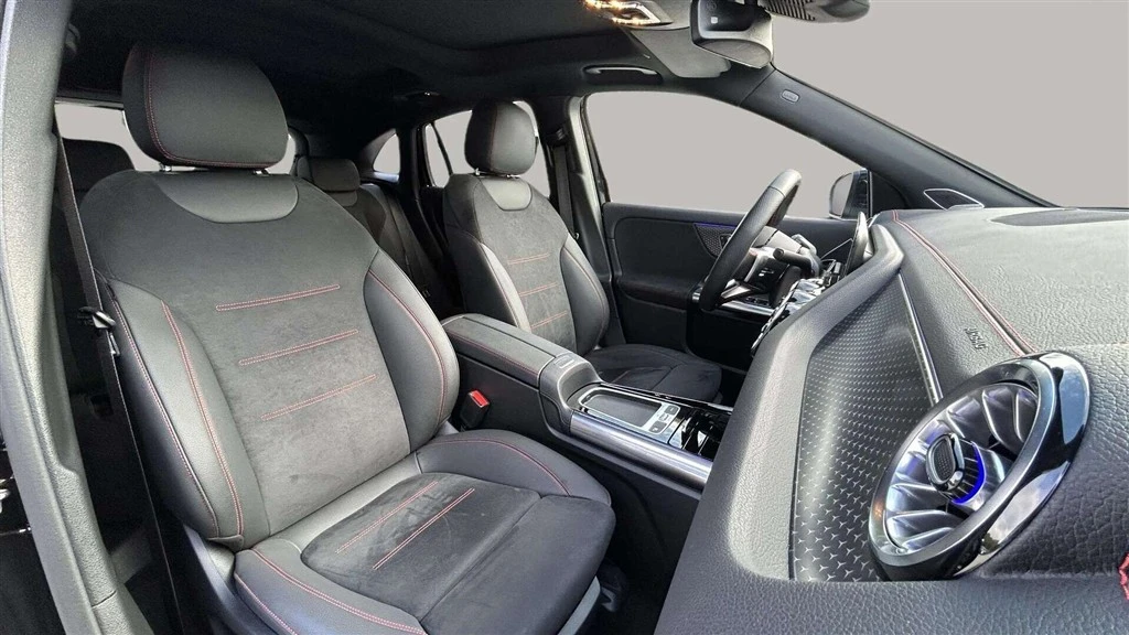 Mercedes-Benz-EQA-image-21