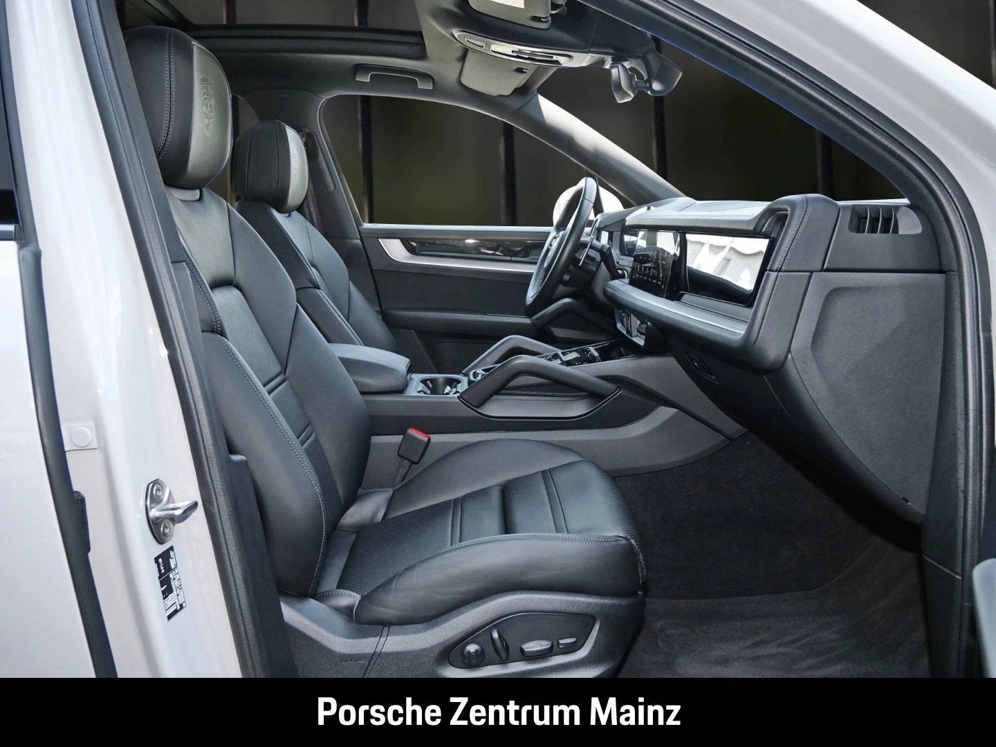 Porsche-Cayenne-image-20