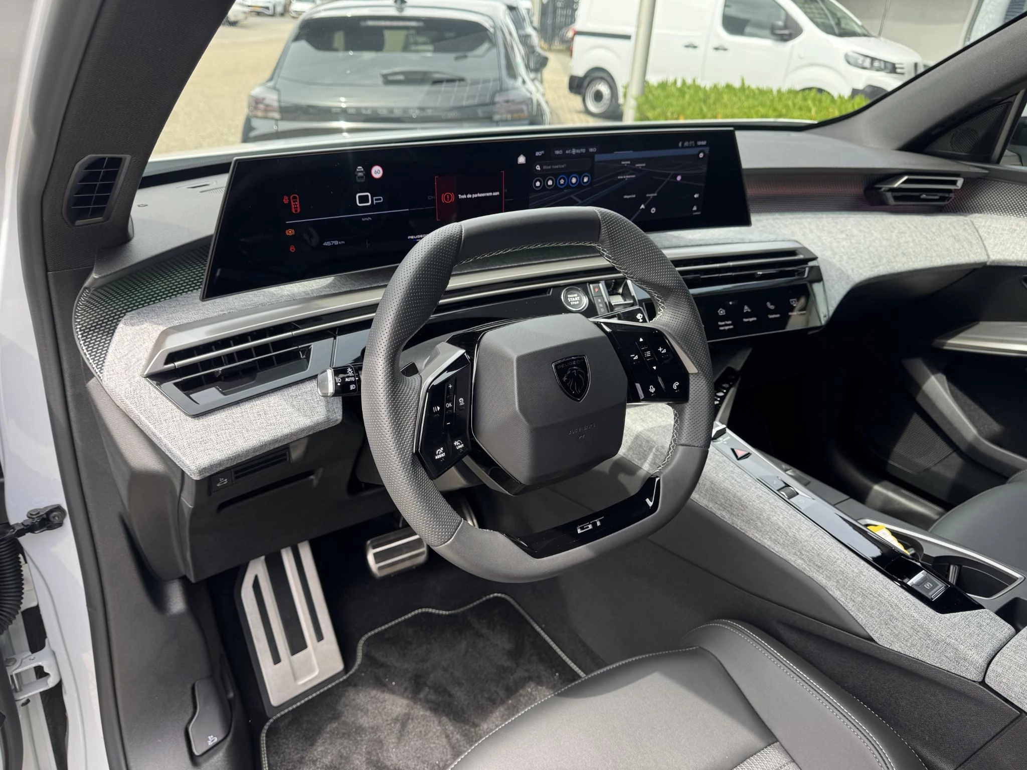 Peugeot 3008 Hybrid 145 GT