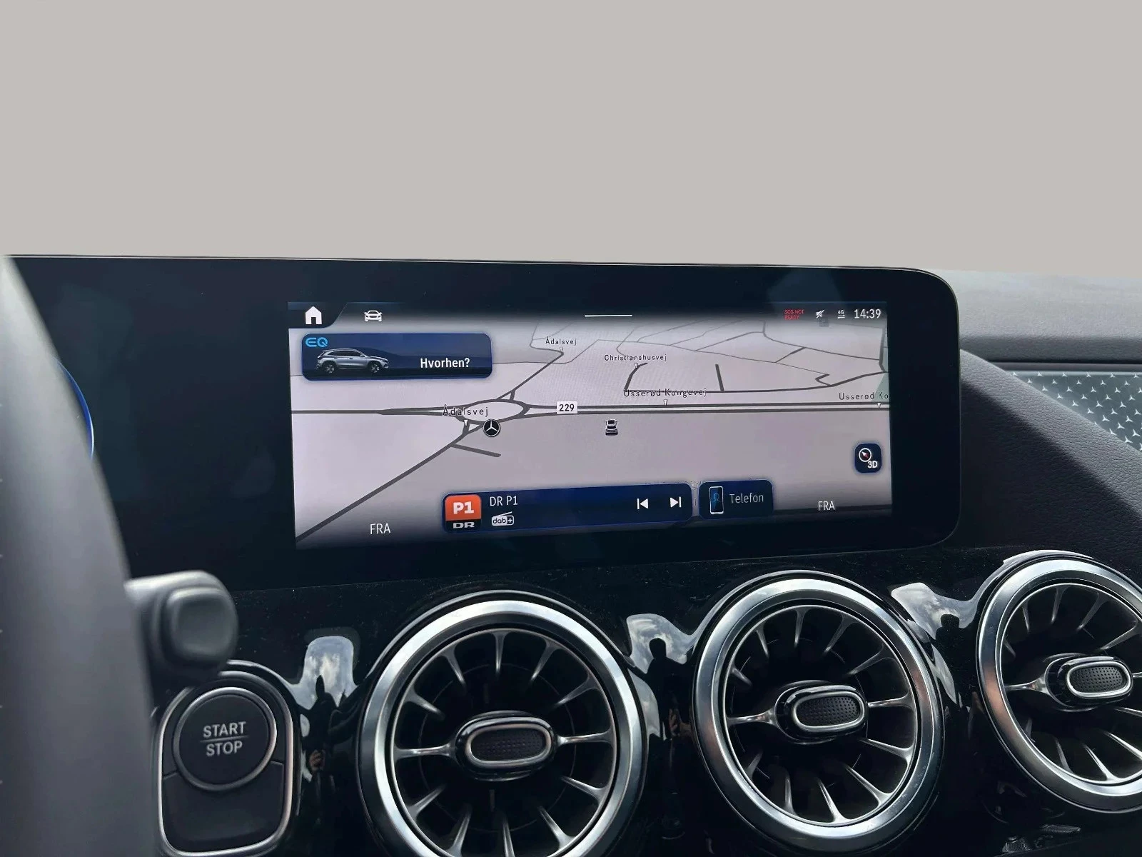 Mercedes-Benz-EQA-image-17