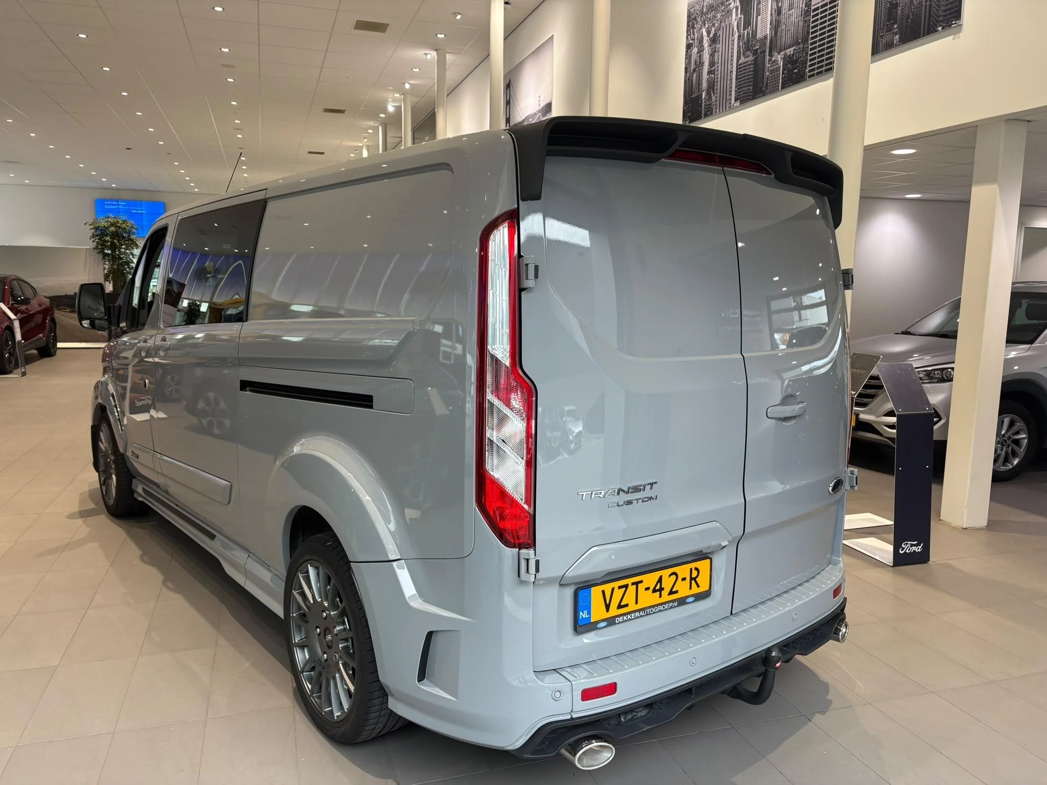Ford Transit Custom 320 2.0 TDCI L2H1 MS-RT Limited DC