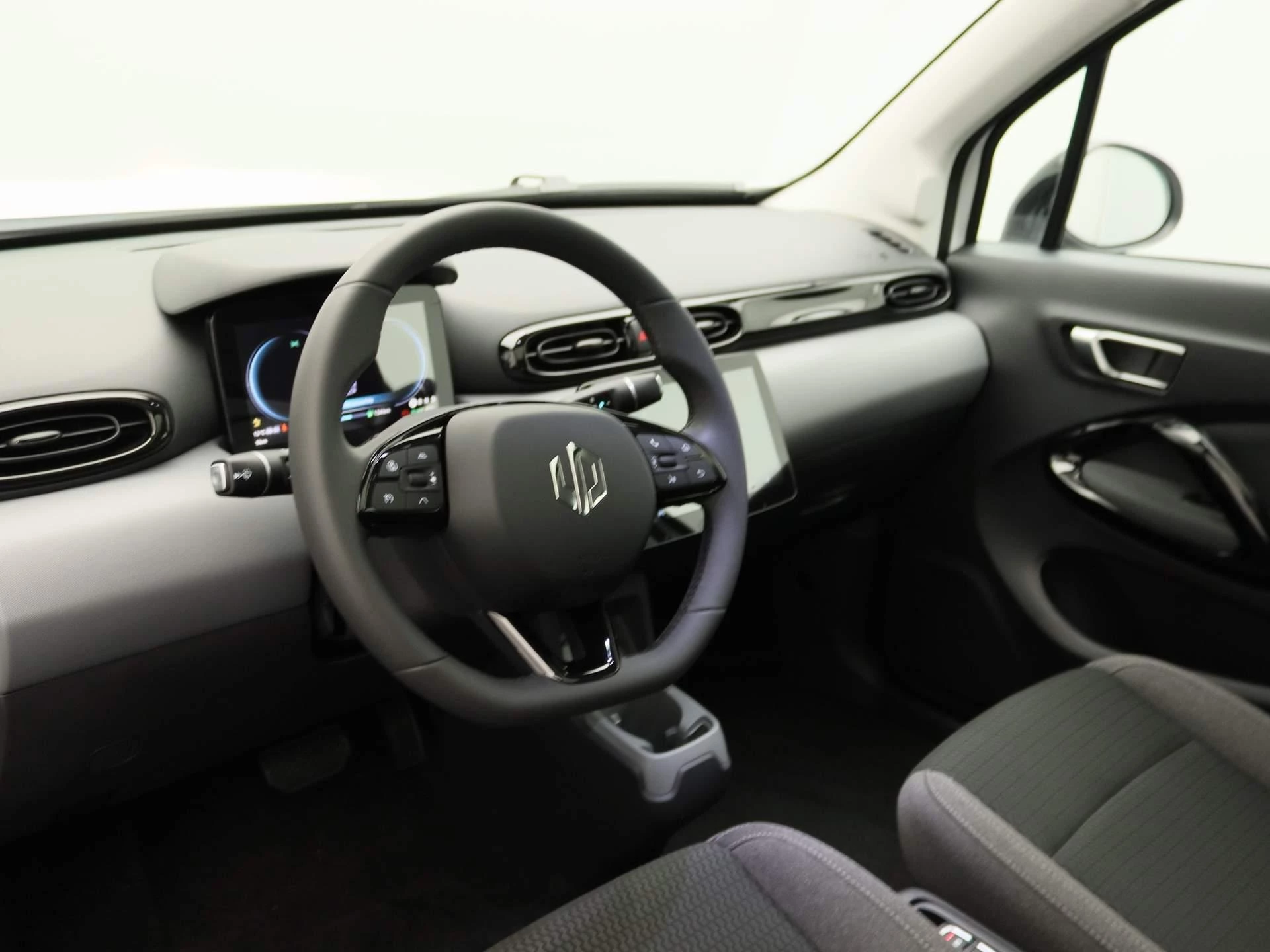 Leapmotor-T03-image-20