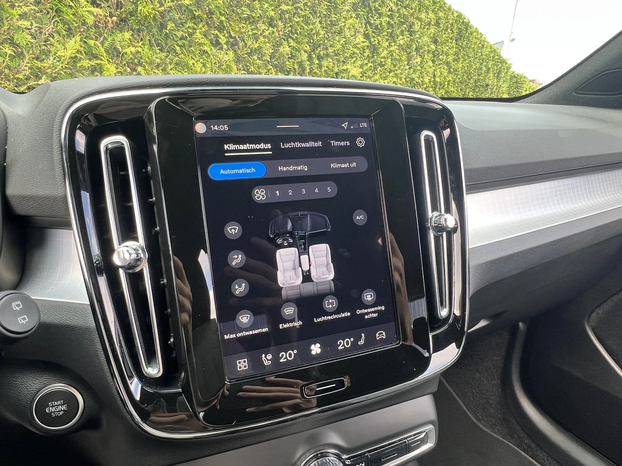 Volvo XC40 B4 Plus Dark Harman Kardon Trekhaak Aut.