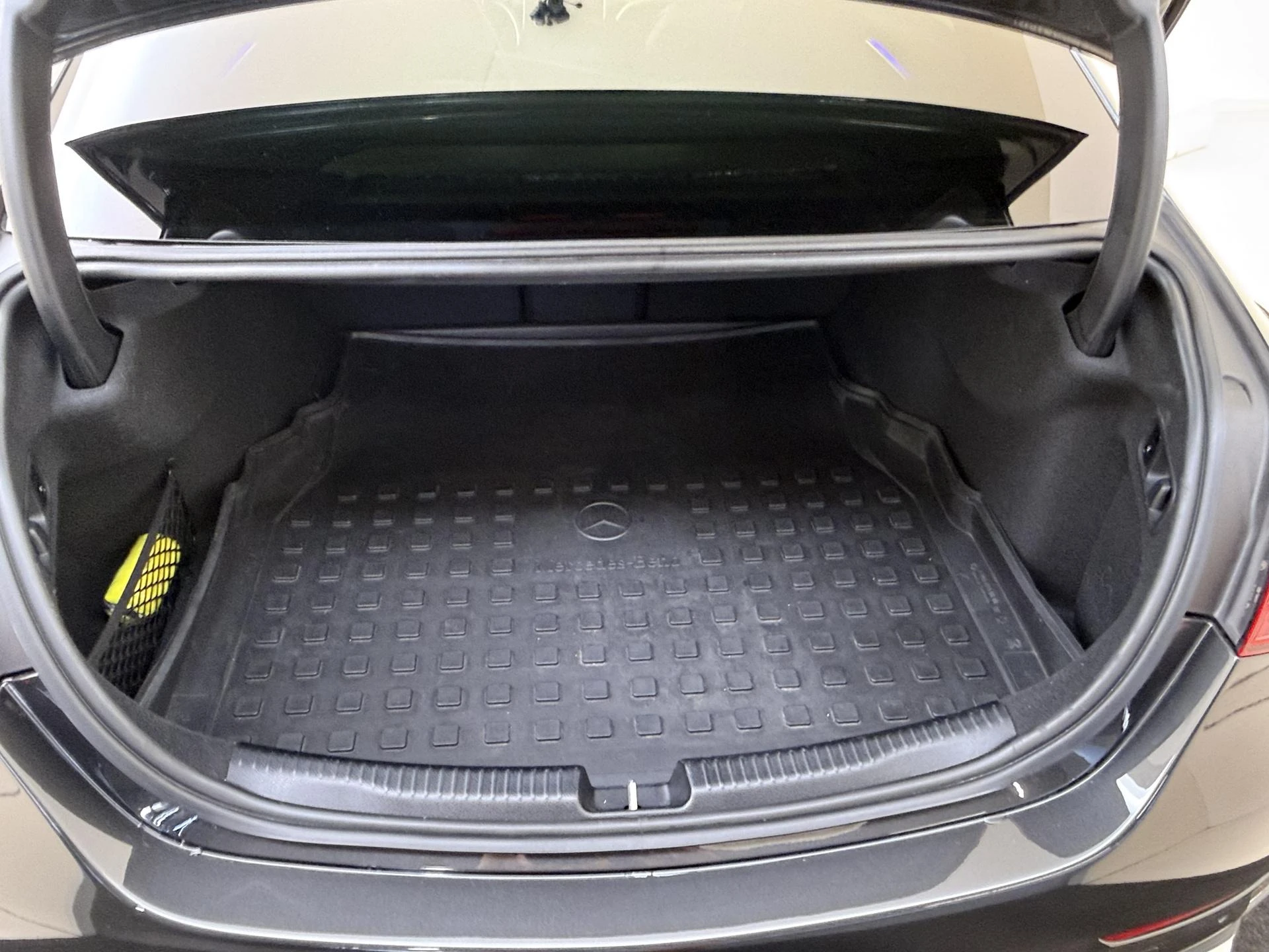 Mercedes-Benz-C-Klasse-image-29