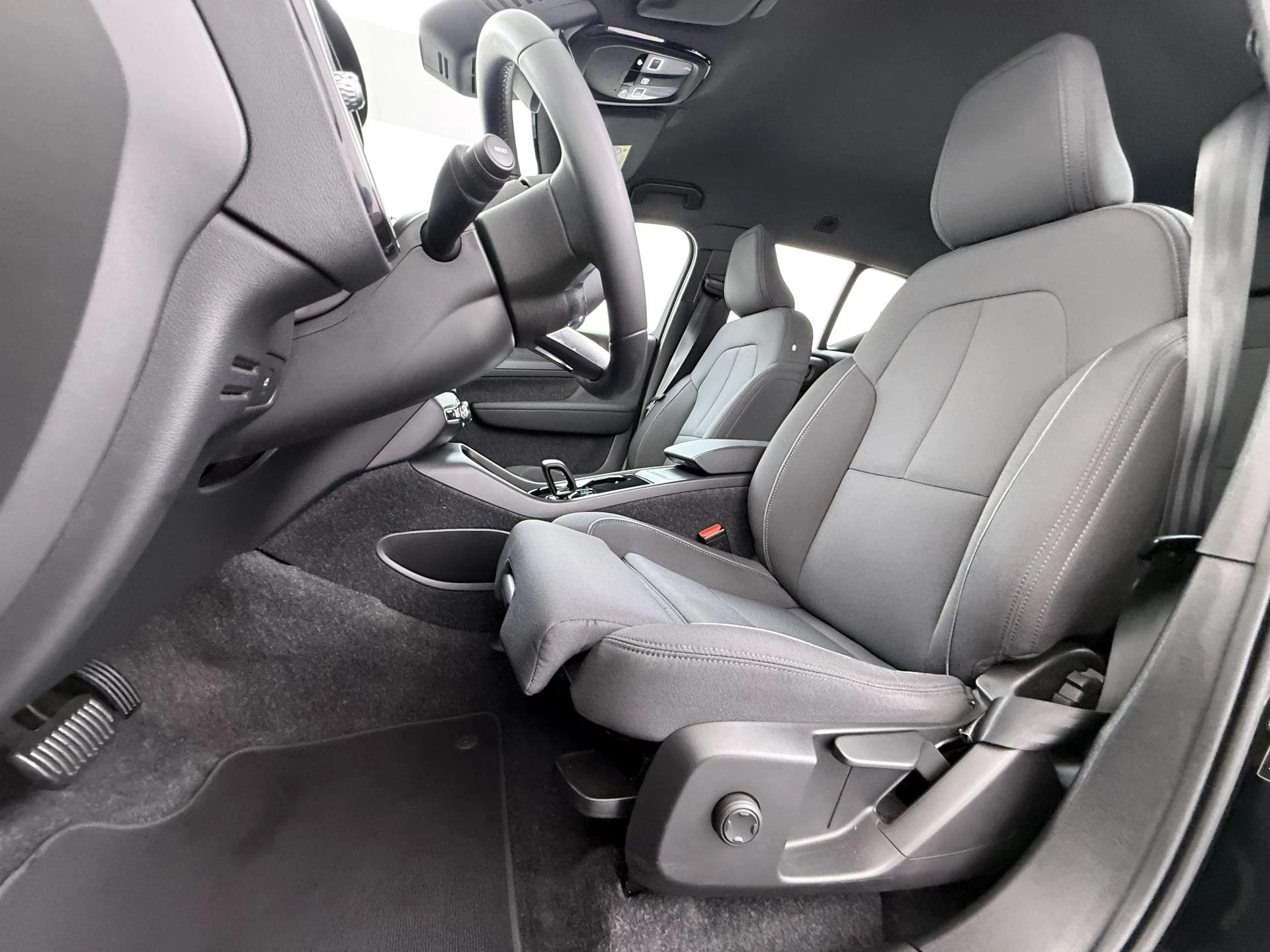 Volvo-XC40-image-13