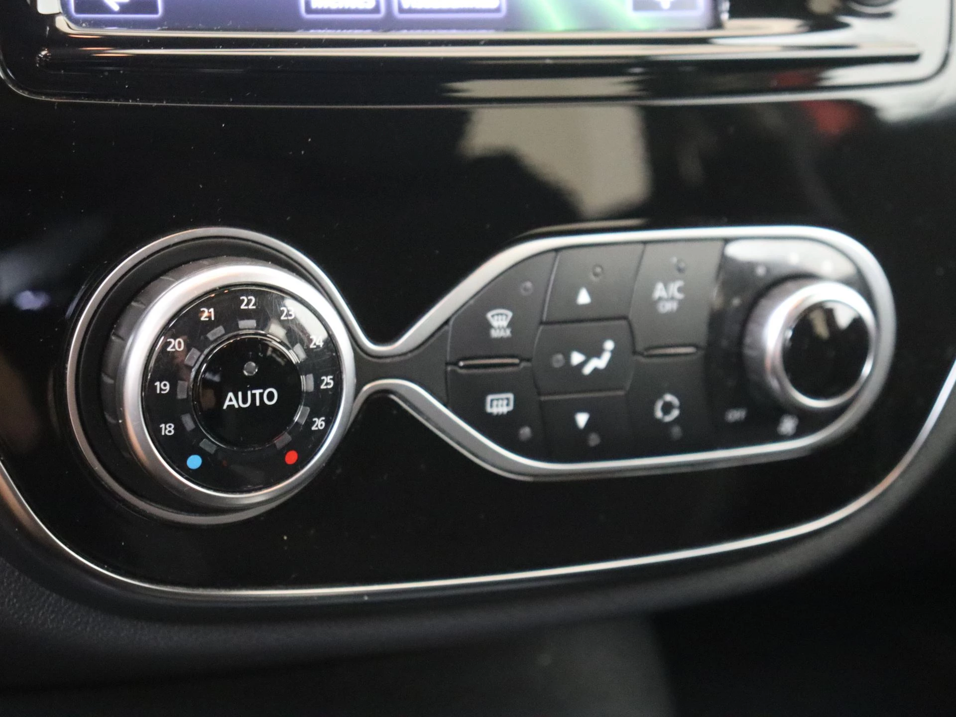 Renault-Captur-image-18