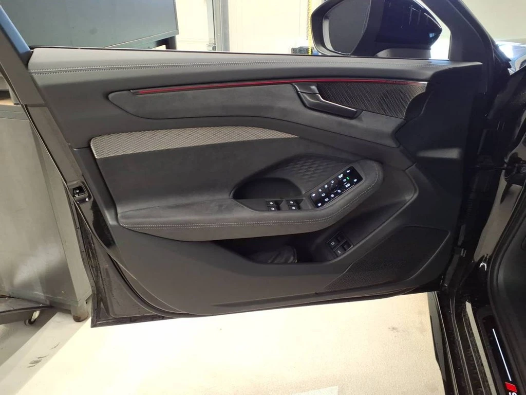 Audi-A6-image-3