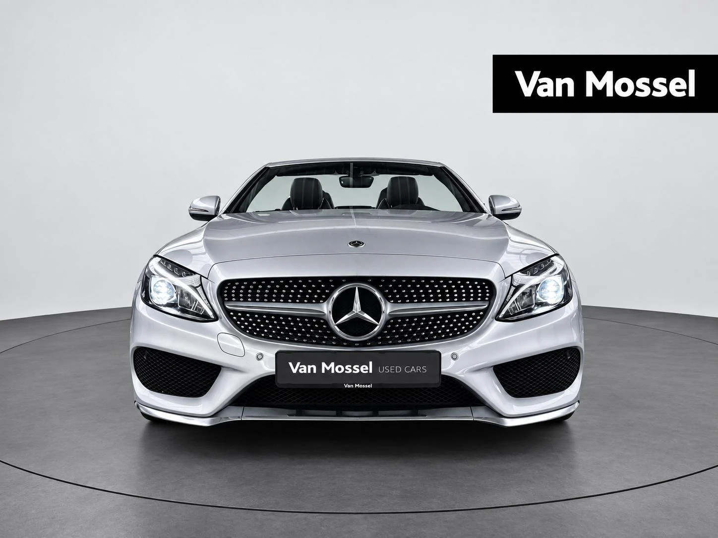 Mercedes-Benz-C-Klasse-image-1