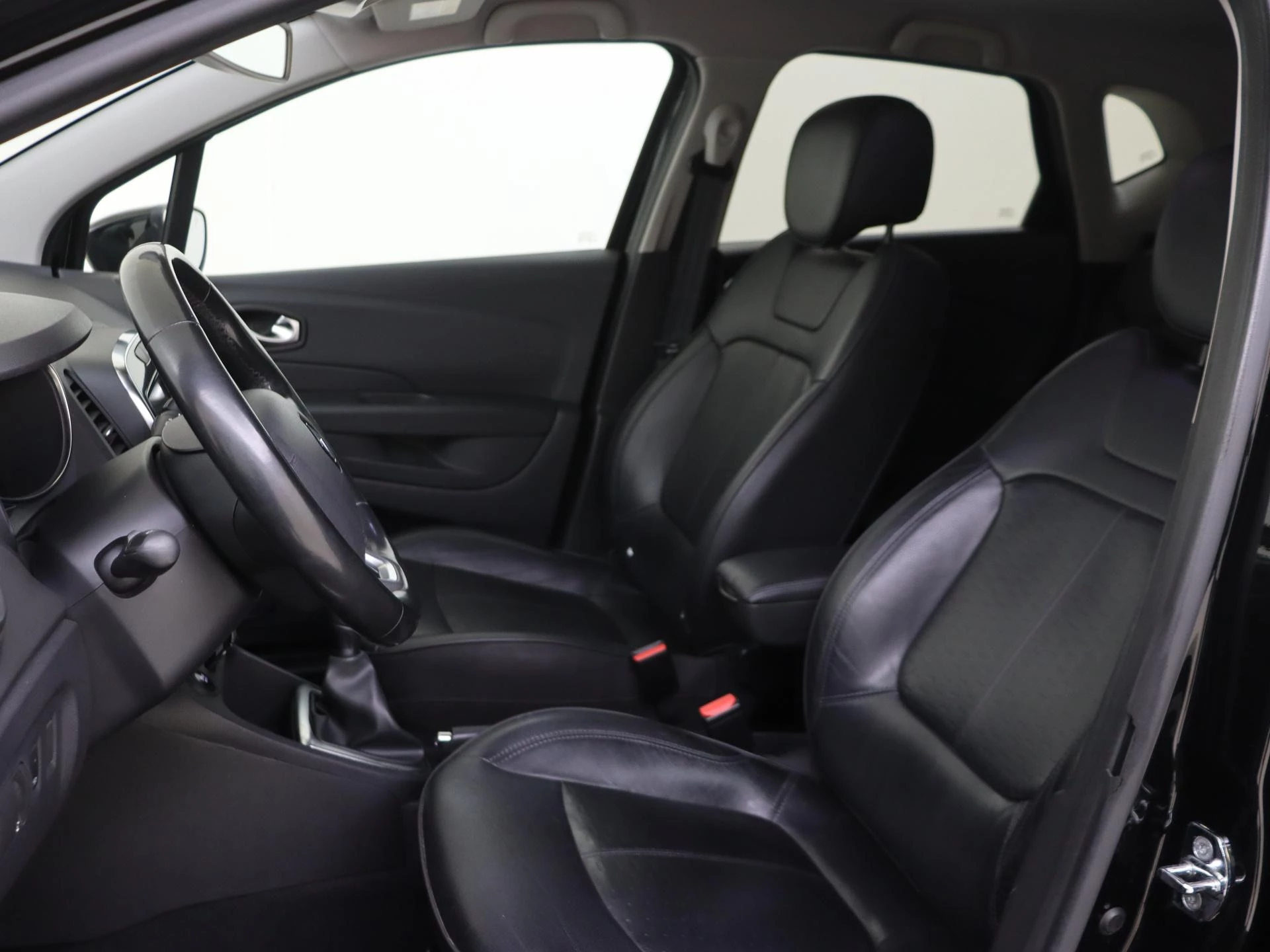 Renault-Captur-image-14