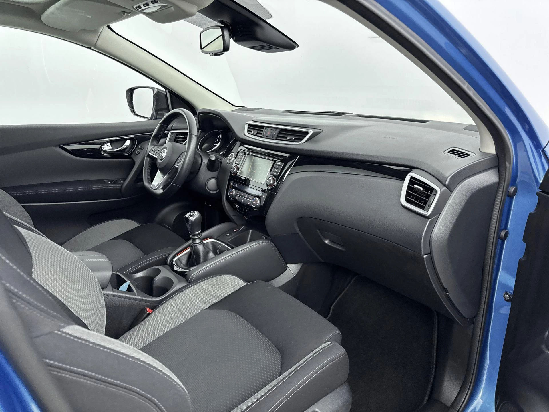 Nissan-QASHQAI-image-15